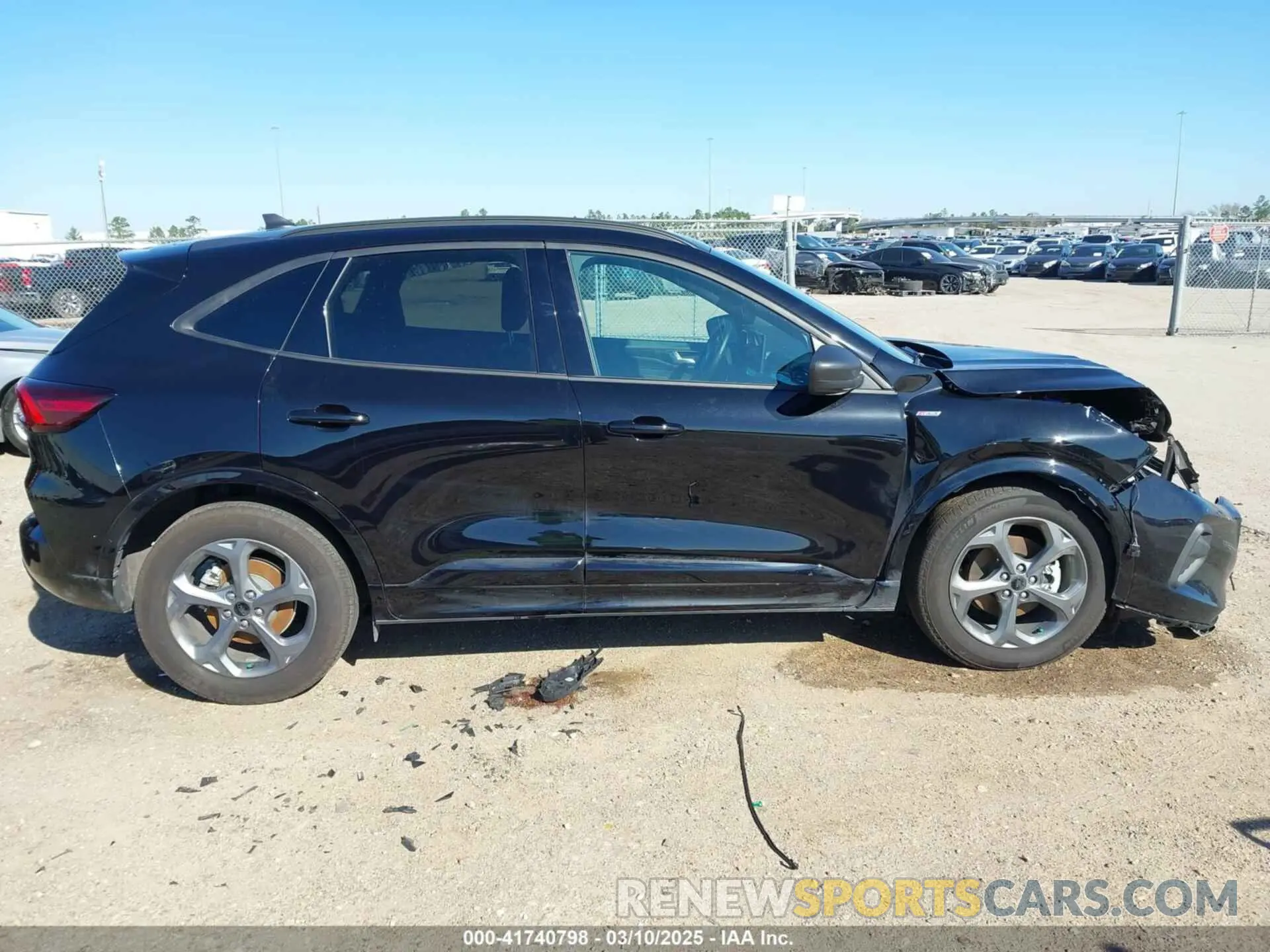 14 Photograph of a damaged car 1FMCU0MN6RUB24945 FORD ESCAPE 2024
