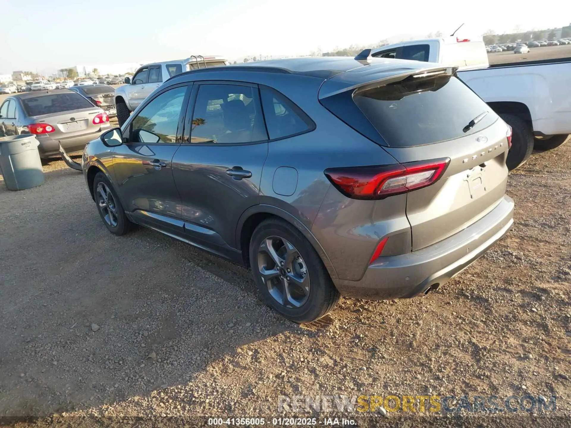 3 Photograph of a damaged car 1FMCU0MN7RUB18474 FORD ESCAPE 2024