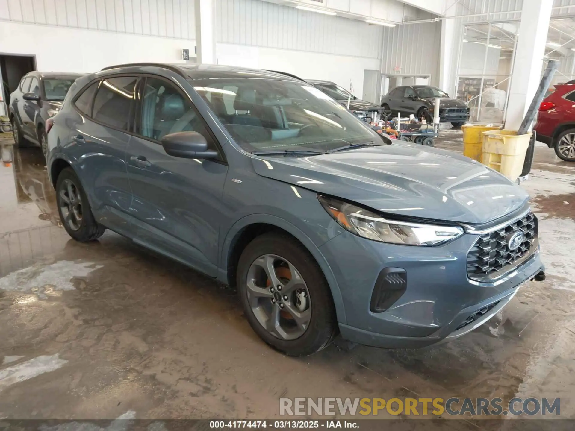 1 Photograph of a damaged car 1FMCU0MNXRUA01665 FORD ESCAPE 2024