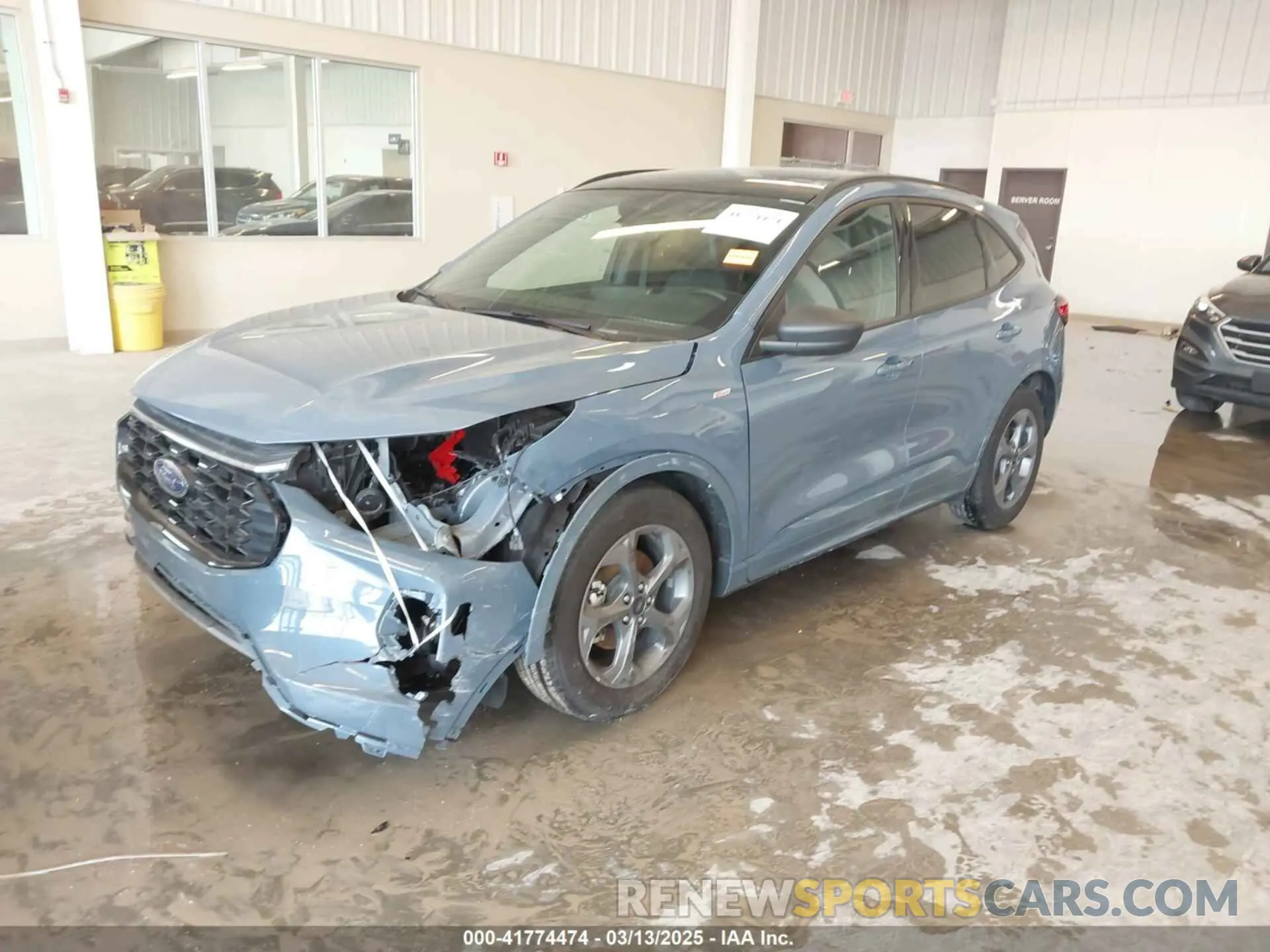 2 Photograph of a damaged car 1FMCU0MNXRUA01665 FORD ESCAPE 2024