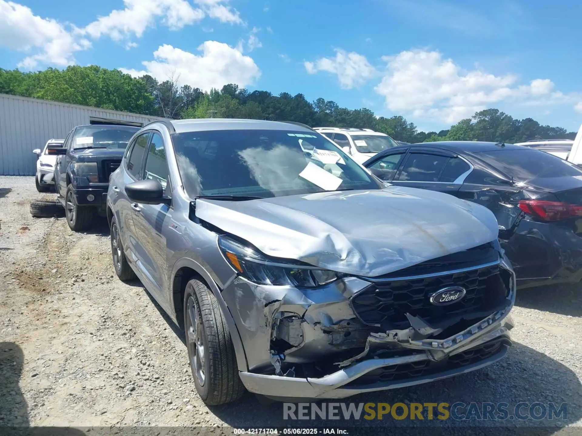 1 Photograph of a damaged car 1FMCU0MNXRUA44743 FORD ESCAPE 2024
