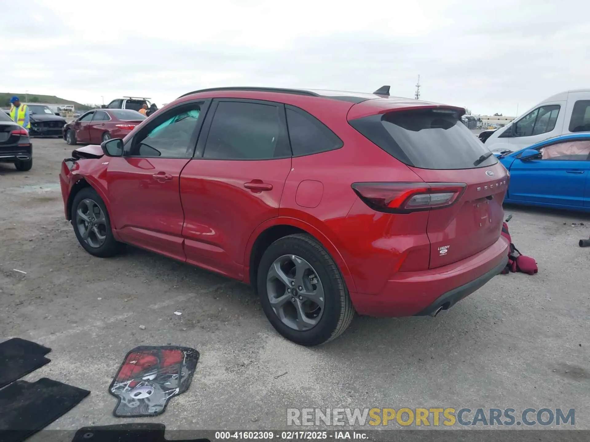 3 Photograph of a damaged car 1FMCU0MNXRUA65592 FORD ESCAPE 2024