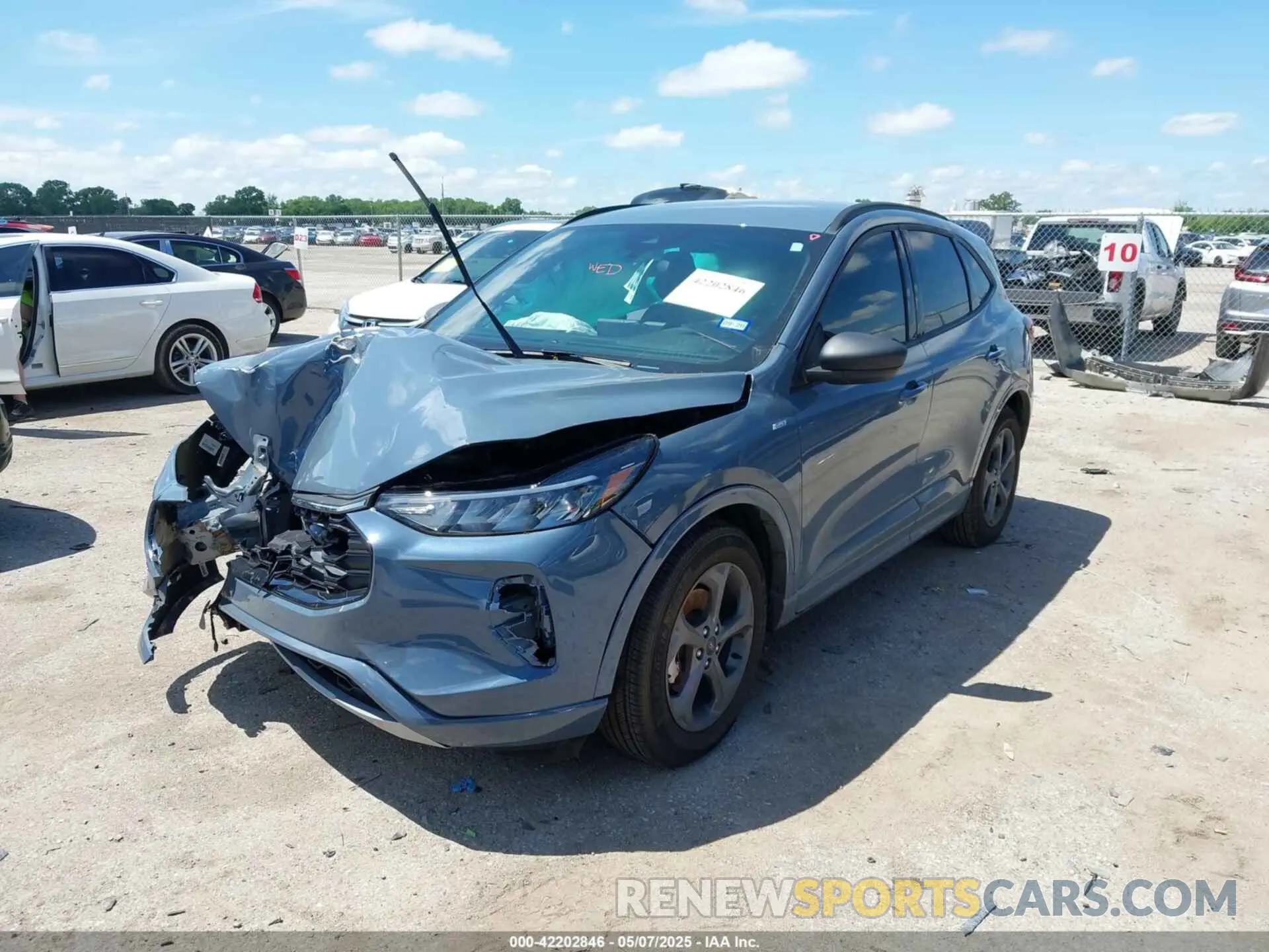 2 Photograph of a damaged car 1FMCU0MNXRUB44034 FORD ESCAPE 2024