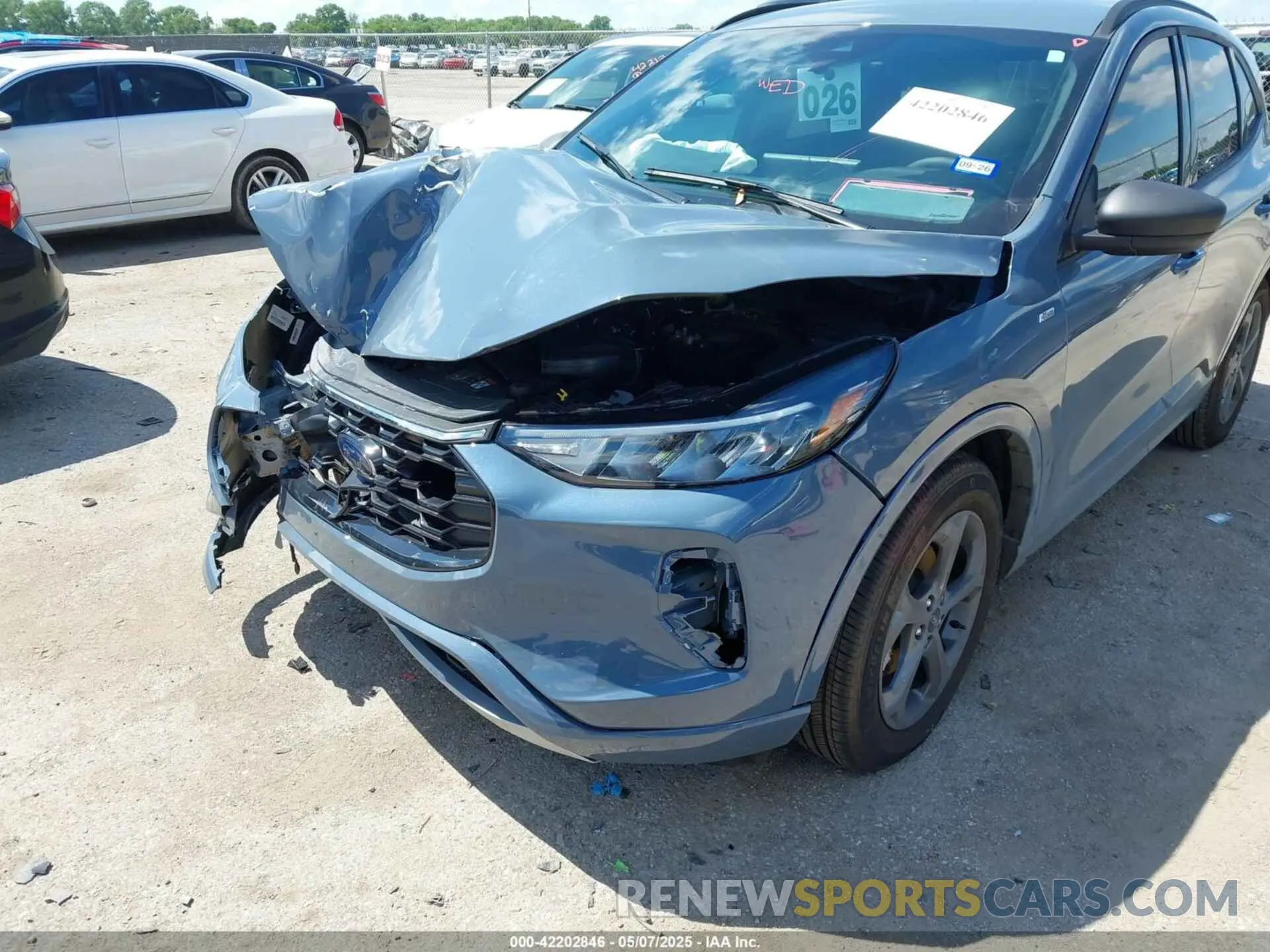 6 Photograph of a damaged car 1FMCU0MNXRUB44034 FORD ESCAPE 2024
