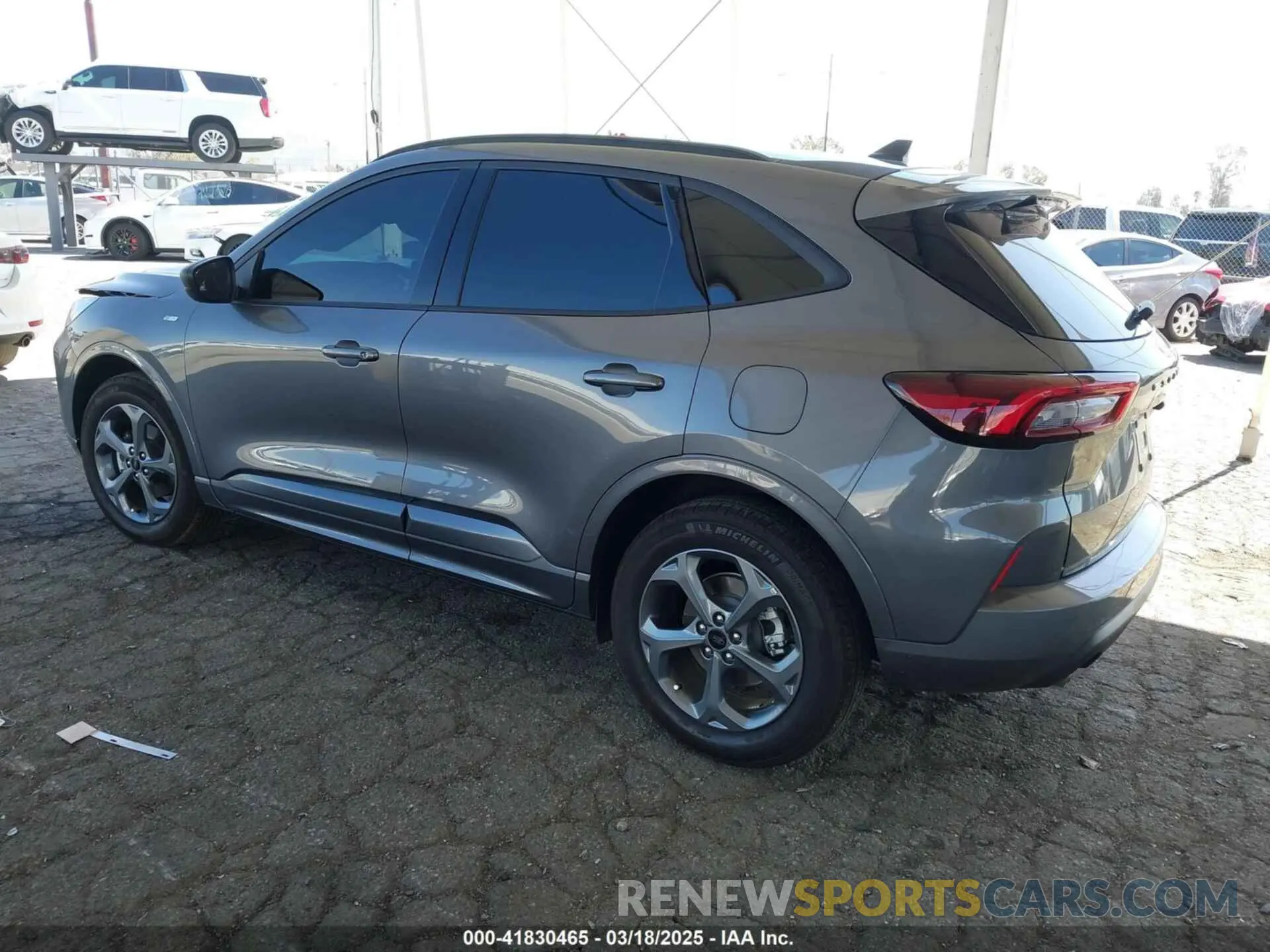 3 Photograph of a damaged car 1FMCU0MZ7RUA96544 FORD ESCAPE 2024