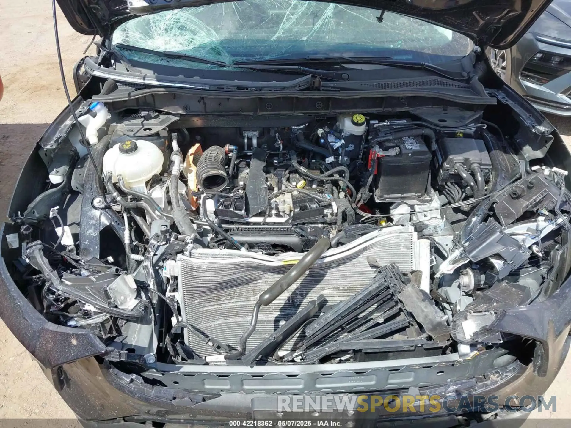 10 Photograph of a damaged car 1FMCU9GN0RUA74480 FORD ESCAPE 2024