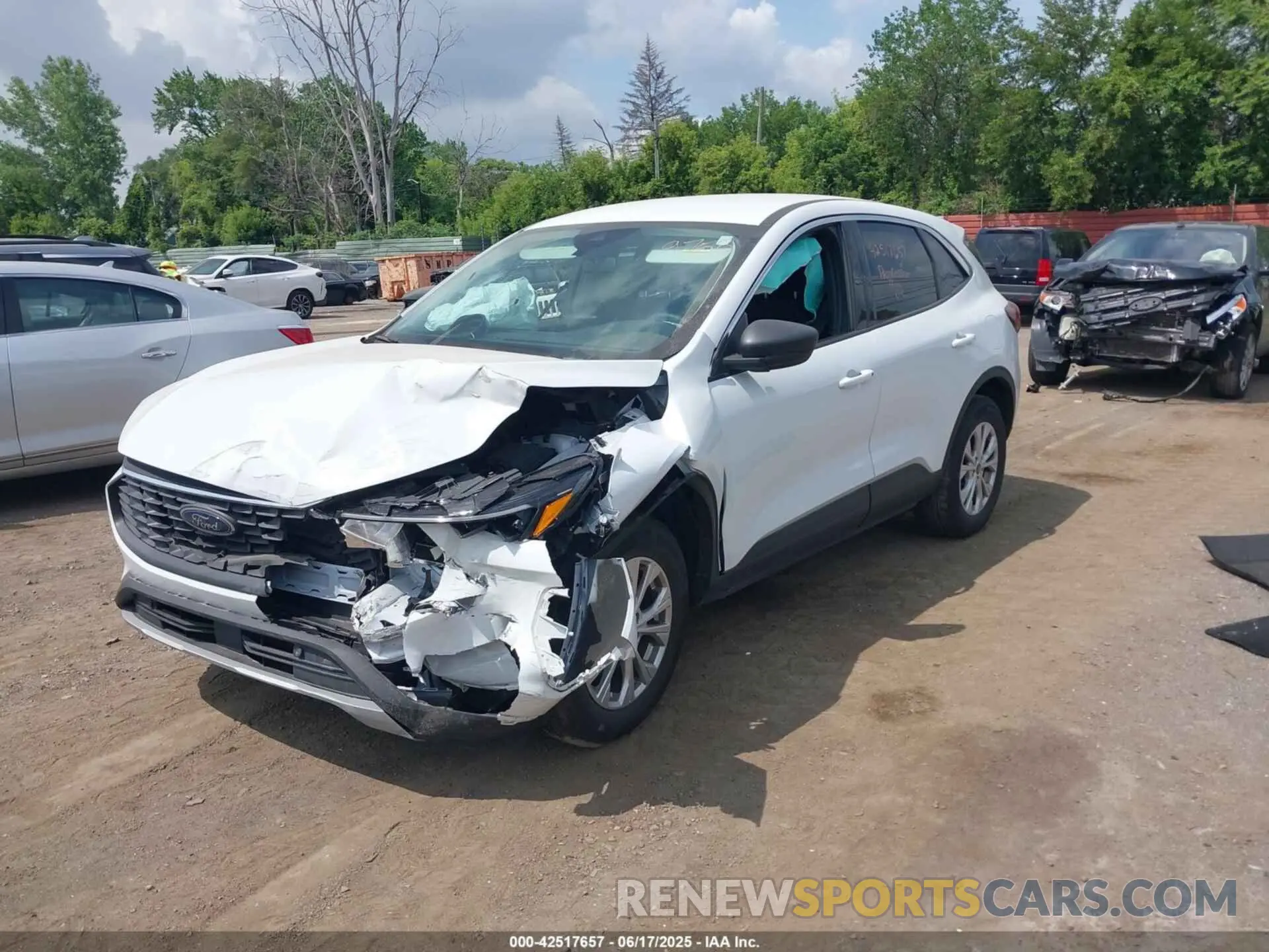 2 Photograph of a damaged car 1FMCU9GN0RUA79758 FORD ESCAPE 2024