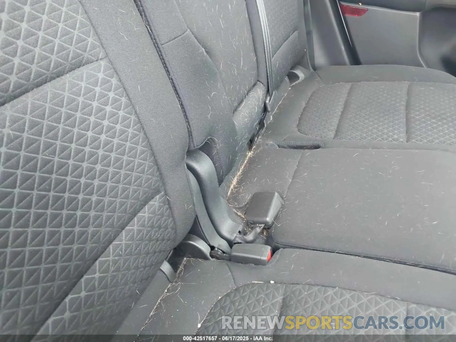8 Photograph of a damaged car 1FMCU9GN0RUA79758 FORD ESCAPE 2024