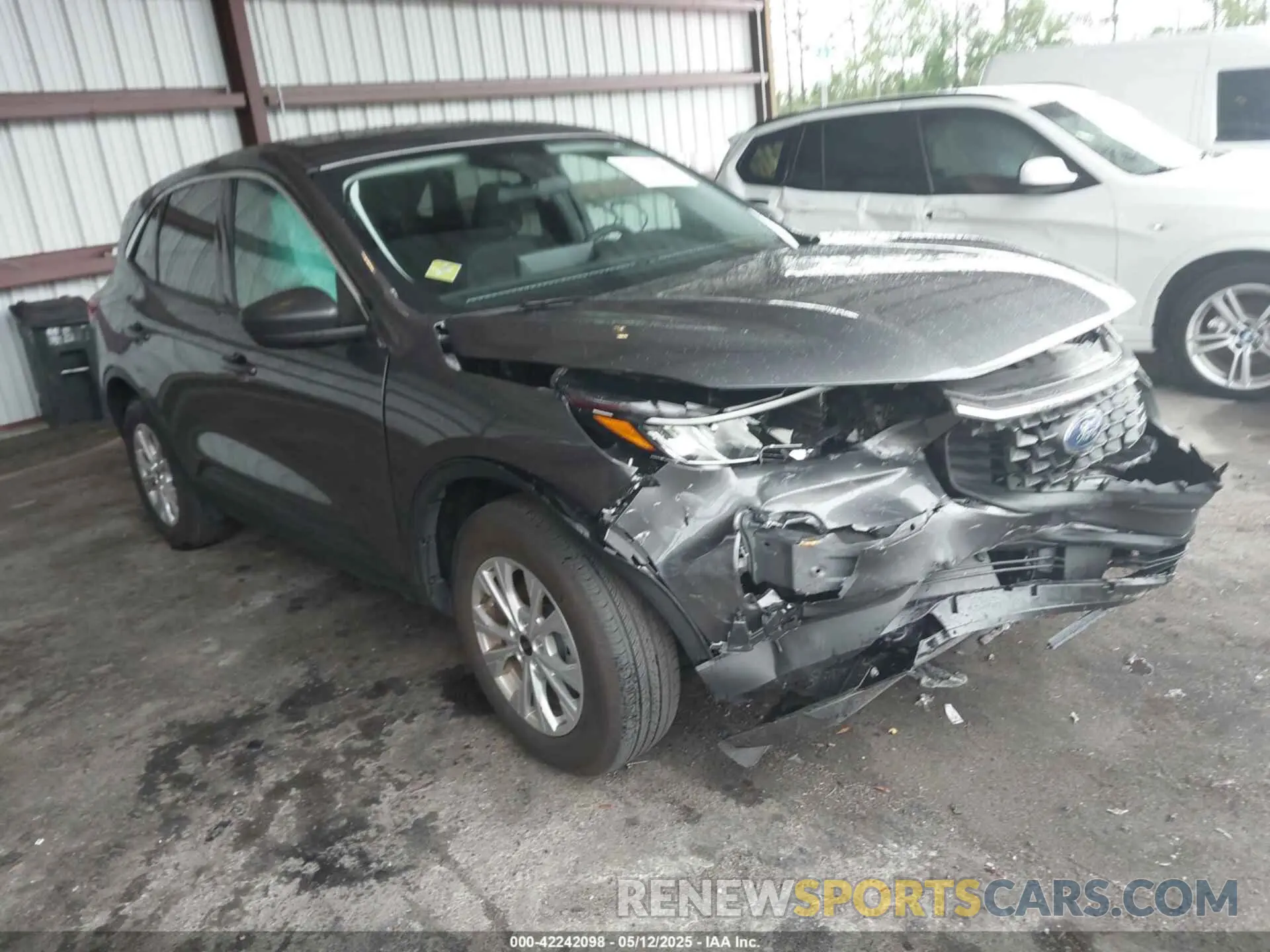1 Photograph of a damaged car 1FMCU9GN2RUA38595 FORD ESCAPE 2024