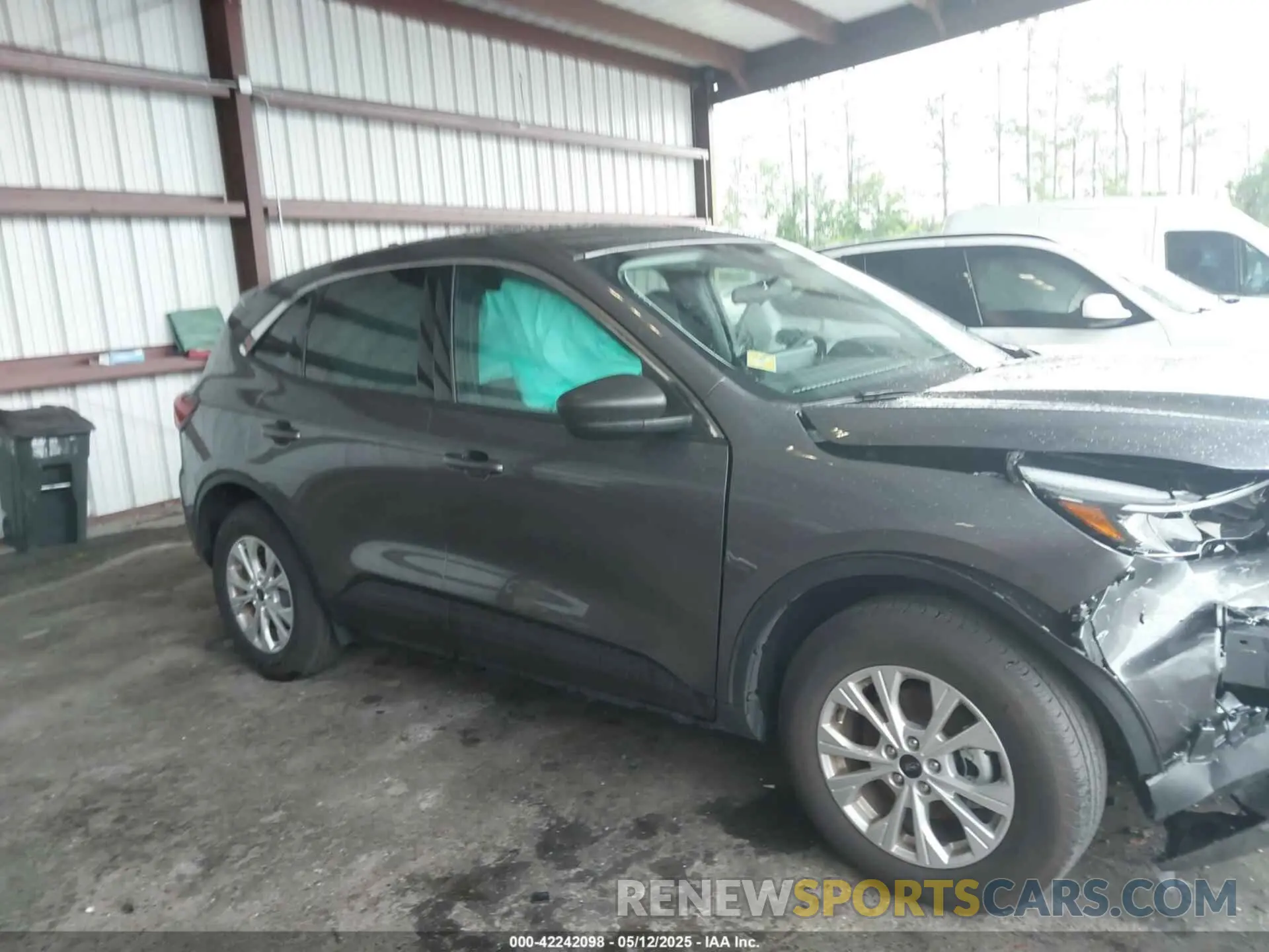 13 Photograph of a damaged car 1FMCU9GN2RUA38595 FORD ESCAPE 2024