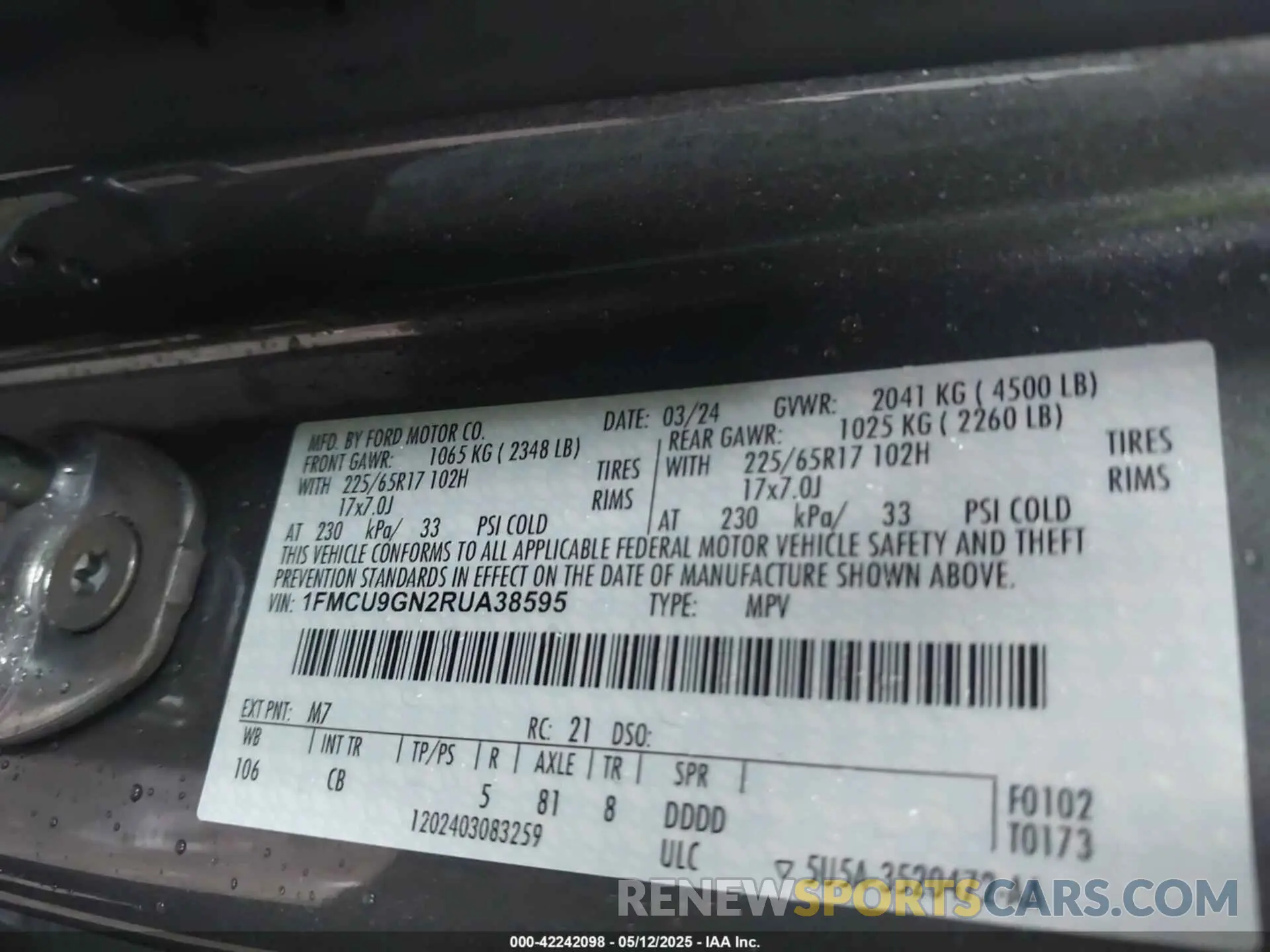 9 Photograph of a damaged car 1FMCU9GN2RUA38595 FORD ESCAPE 2024
