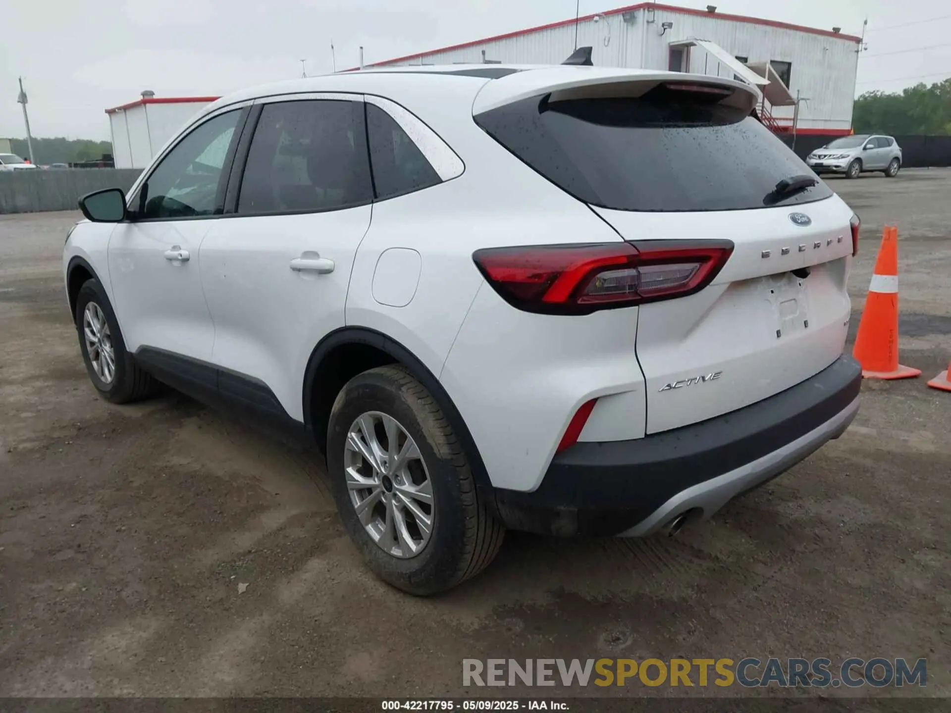 3 Photograph of a damaged car 1FMCU9GN3RUB08475 FORD ESCAPE 2024