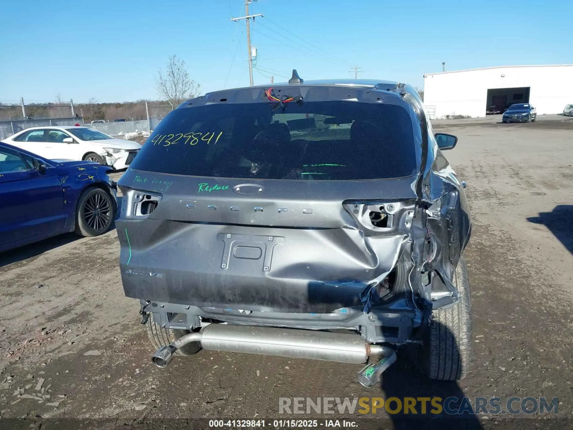16 Photograph of a damaged car 1FMCU9GN4RUB45891 FORD ESCAPE 2024