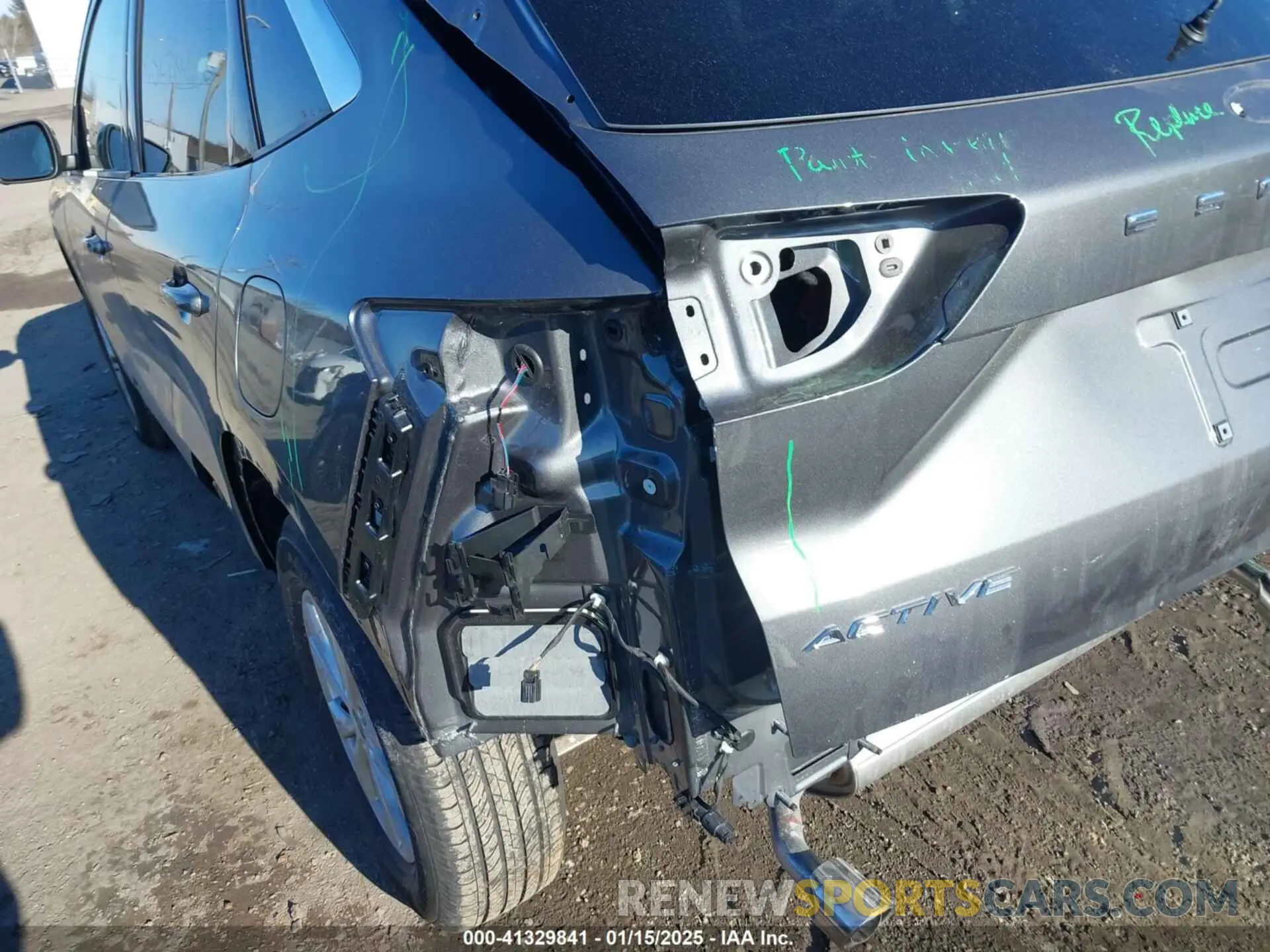 6 Photograph of a damaged car 1FMCU9GN4RUB45891 FORD ESCAPE 2024