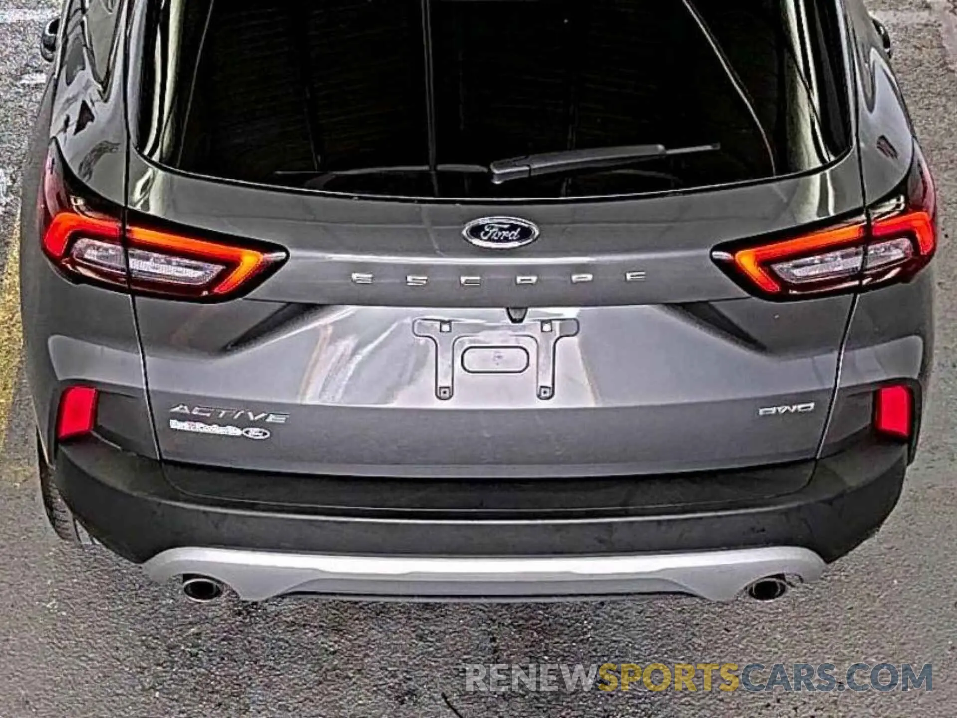 30 Photograph of a damaged car 1FMCU9GN5RUA27719 FORD ESCAPE 2024