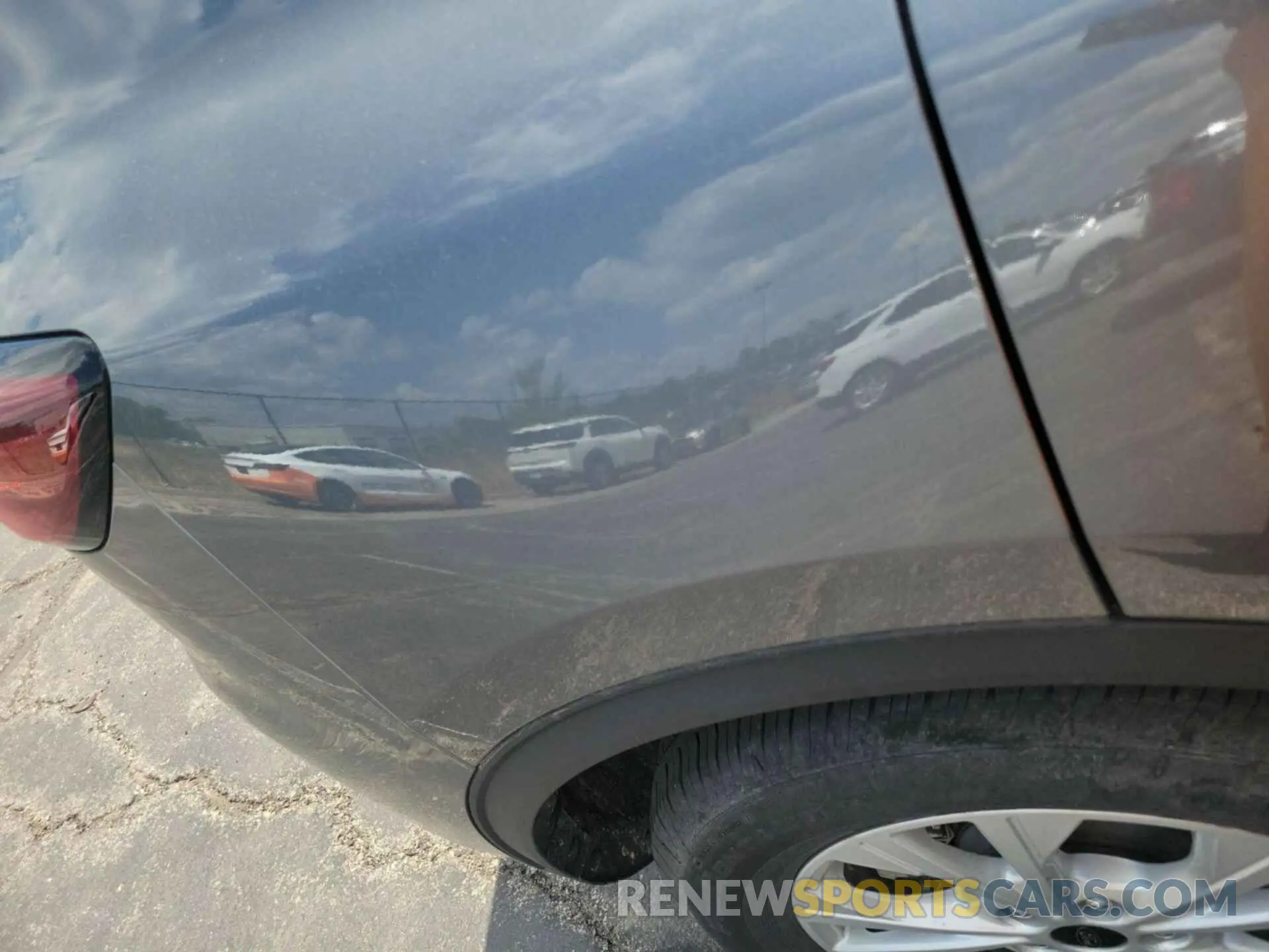 9 Photograph of a damaged car 1FMCU9GN6RUA27647 FORD ESCAPE 2024