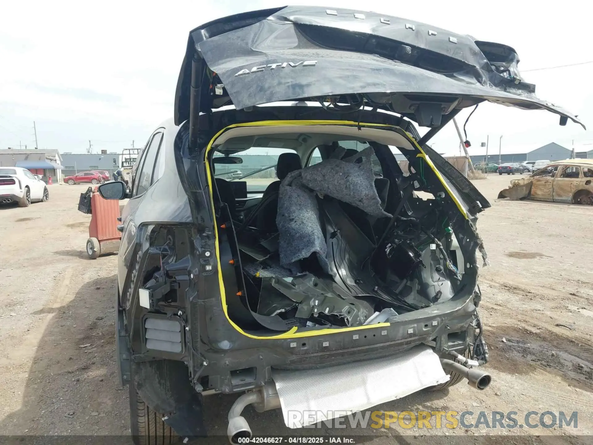 6 Photograph of a damaged car 1FMCU9GN8RUA09134 FORD ESCAPE 2024