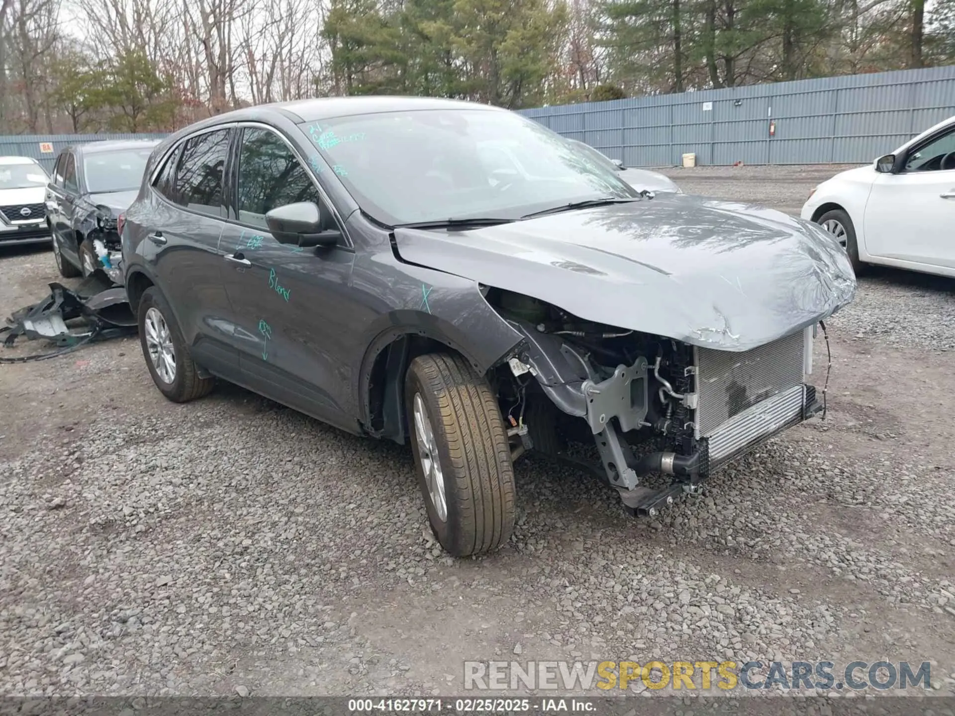 1 Photograph of a damaged car 1FMCU9GNXRUA08583 FORD ESCAPE 2024