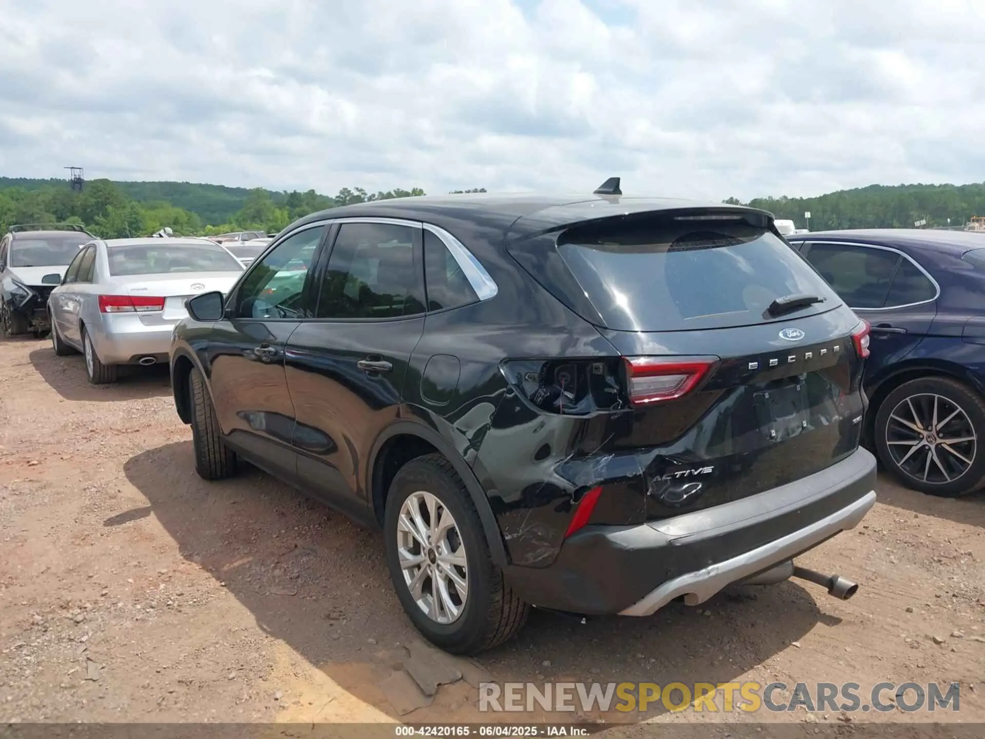 6 Photograph of a damaged car 1FMCU9GNXRUA24377 FORD ESCAPE 2024