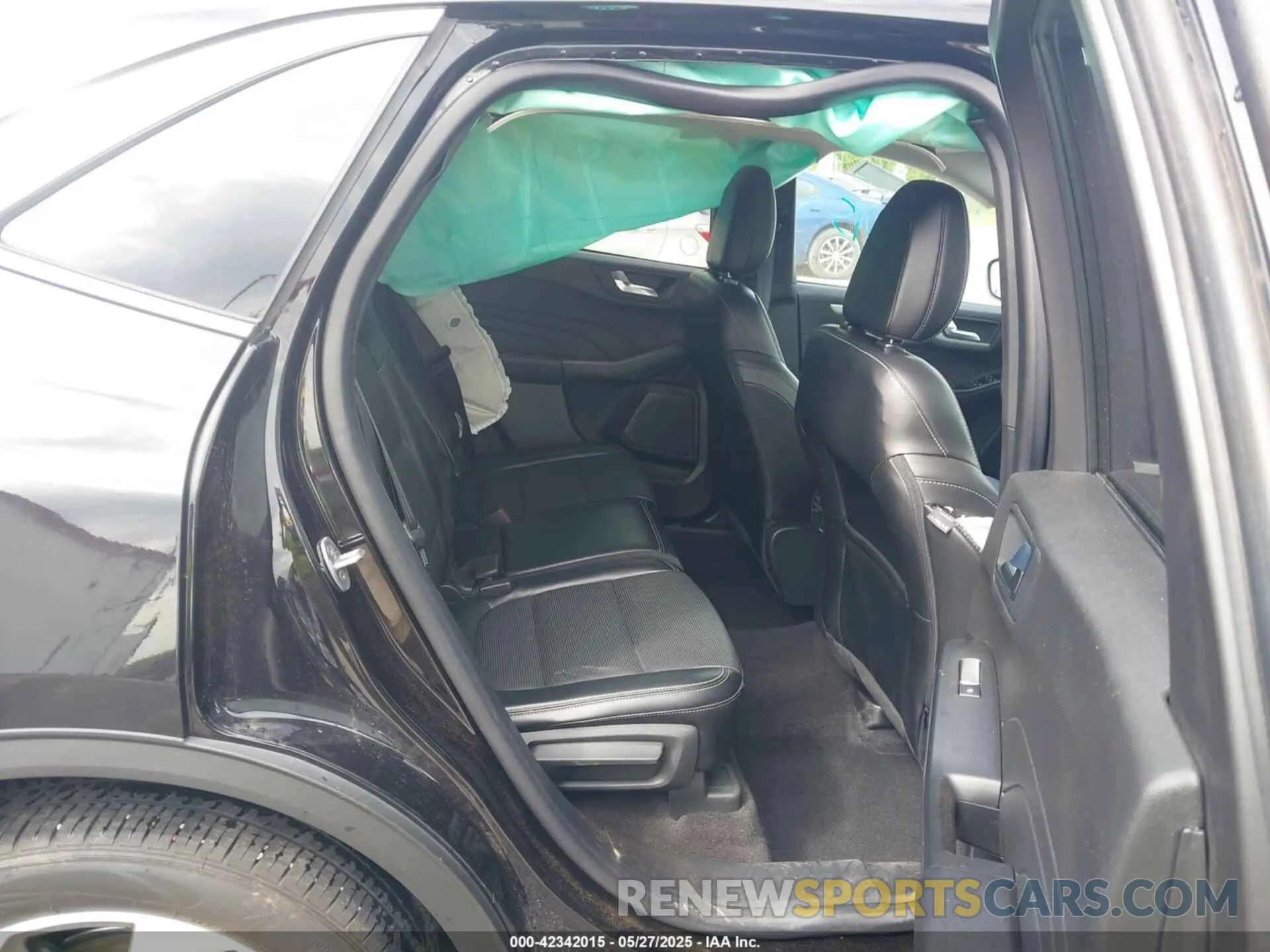 8 Photograph of a damaged car 1FMCU9JA2RUA35721 FORD ESCAPE 2024