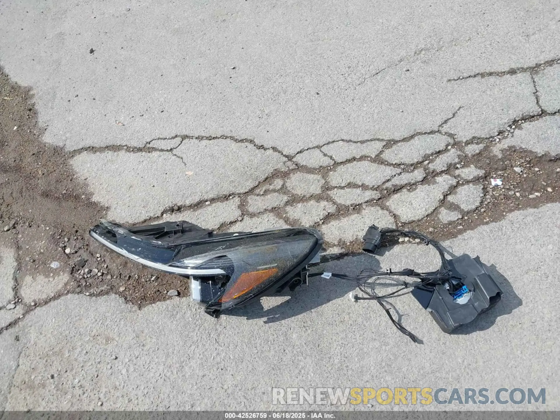 11 Photograph of a damaged car 1FMCU9JA6RUA20557 FORD ESCAPE 2024