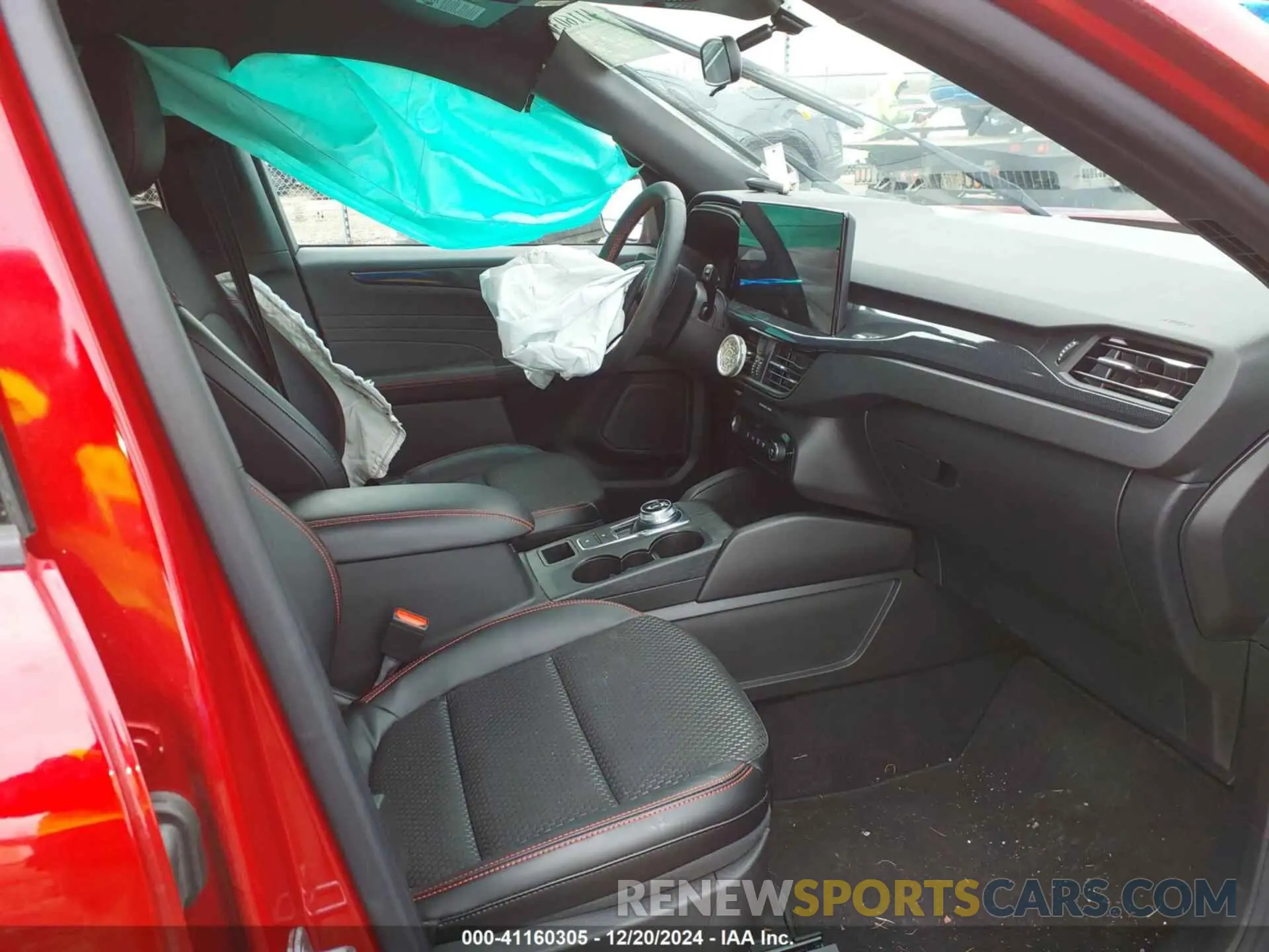 5 Photograph of a damaged car 1FMCU9MN0RUB47660 FORD ESCAPE 2024