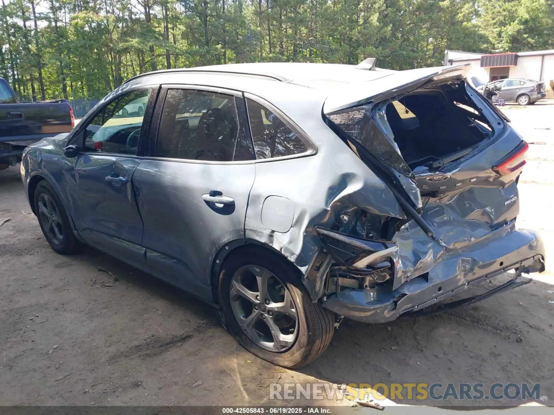 6 Photograph of a damaged car 1FMCU9MN2RUB52116 FORD ESCAPE 2024