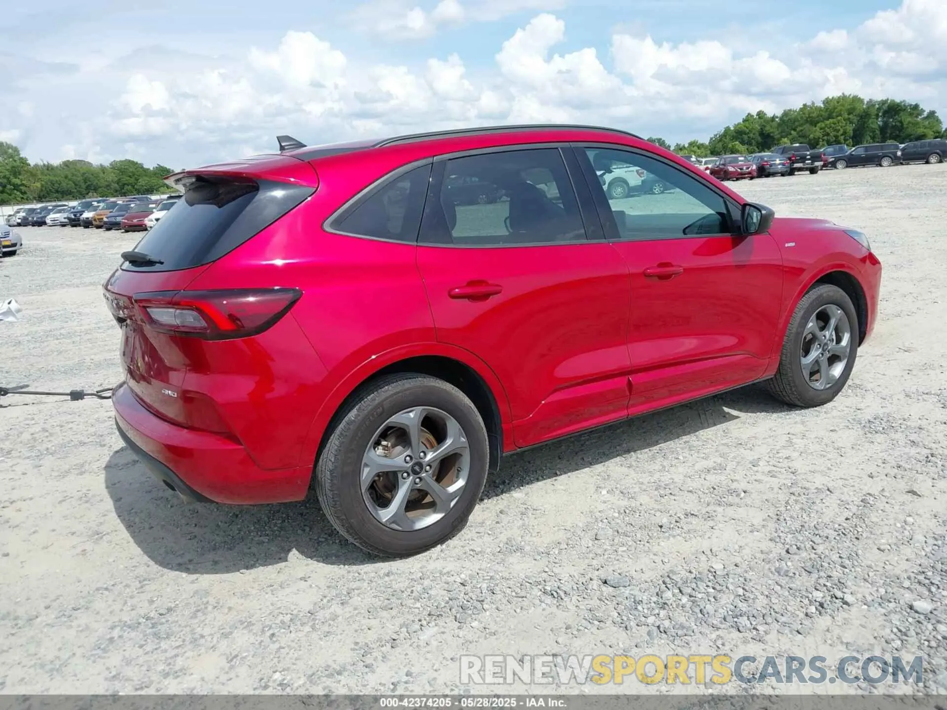 4 Photograph of a damaged car 1FMCU9MN4RUA53135 FORD ESCAPE 2024