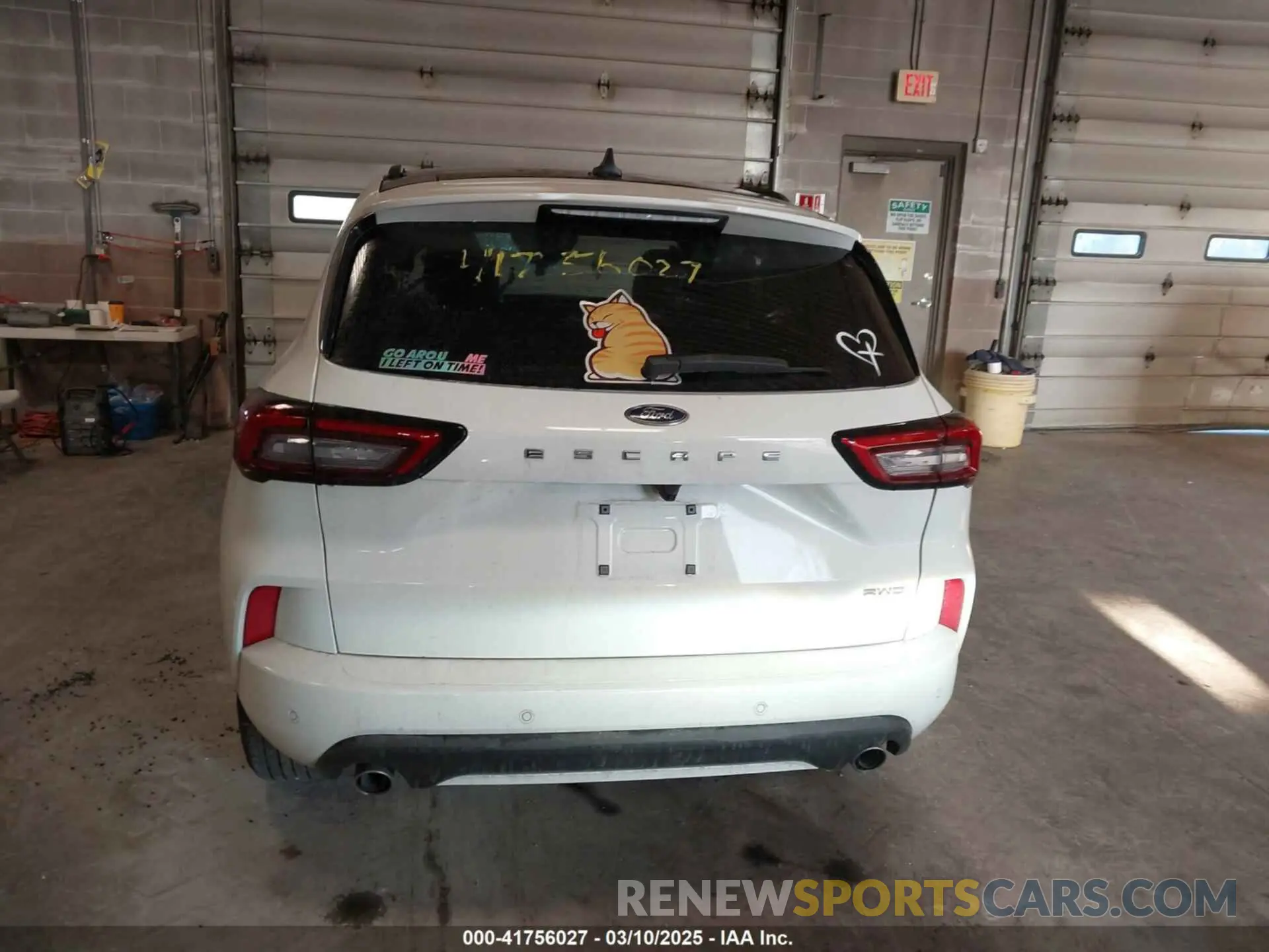 17 Photograph of a damaged car 1FMCU9MN6RUA17270 FORD ESCAPE 2024