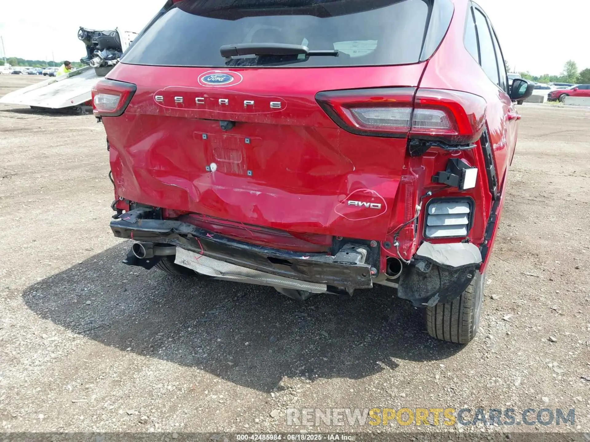 18 Photograph of a damaged car 1FMCU9MN6RUB24898 FORD ESCAPE 2024