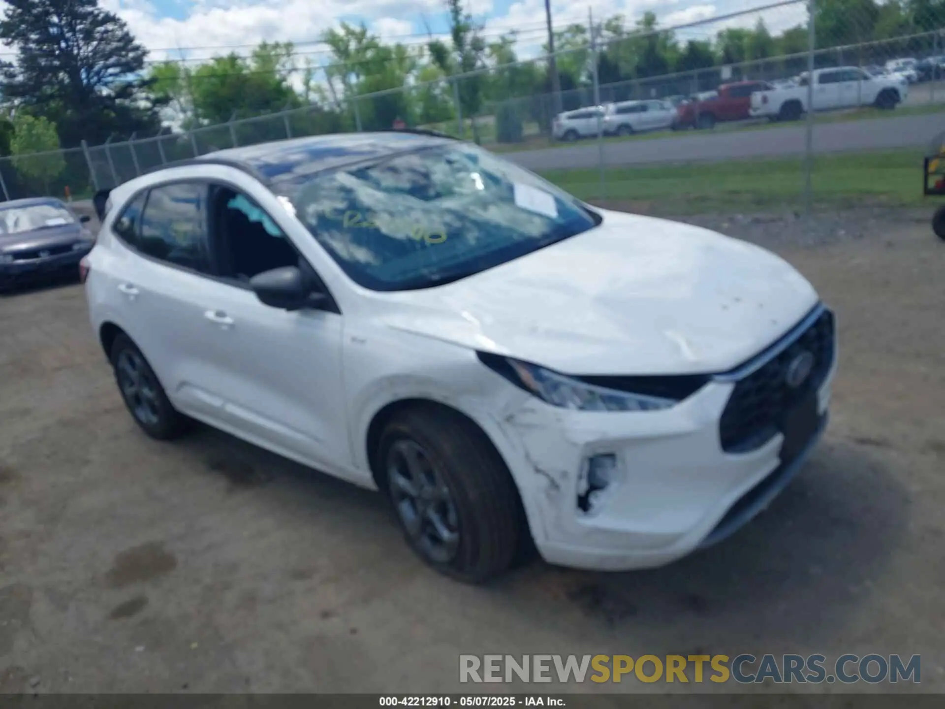 1 Photograph of a damaged car 1FMCU9MN9RUA48528 FORD ESCAPE 2024