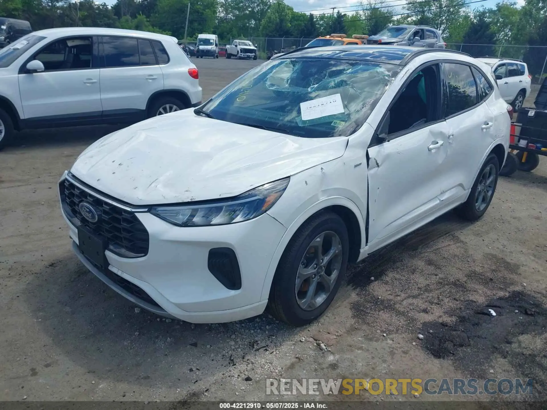 2 Photograph of a damaged car 1FMCU9MN9RUA48528 FORD ESCAPE 2024