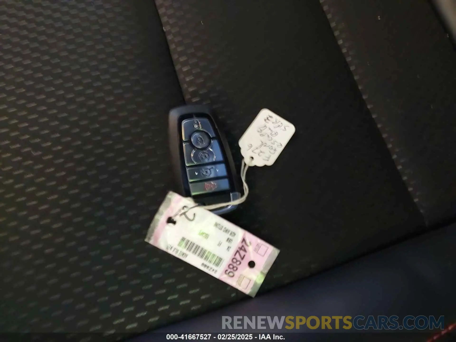 11 Photograph of a damaged car 1FMCU9MNXRUB60884 FORD ESCAPE 2024