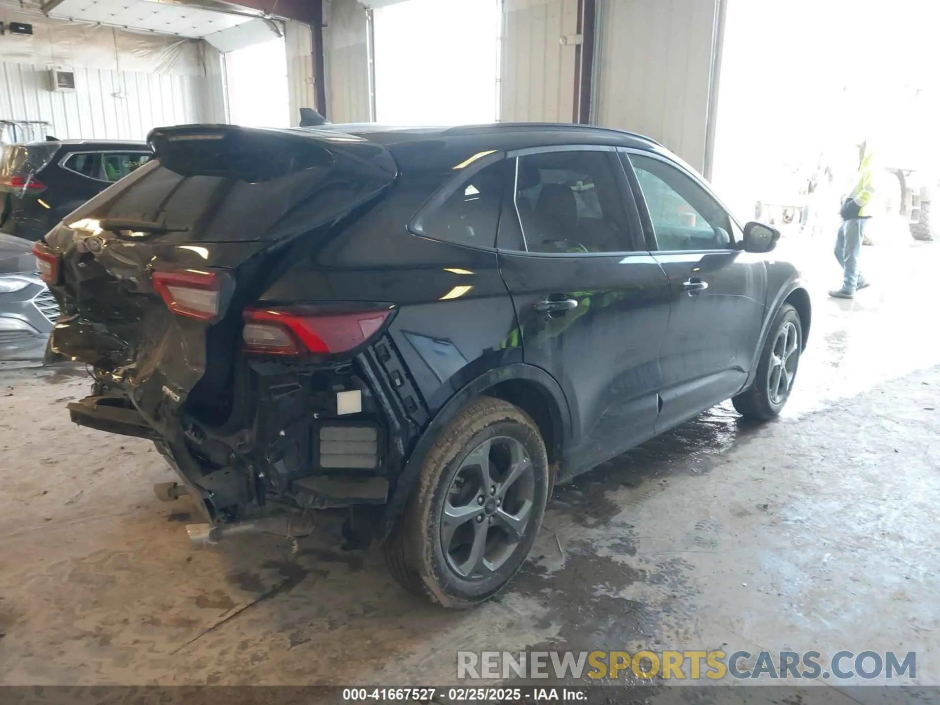 4 Photograph of a damaged car 1FMCU9MNXRUB60884 FORD ESCAPE 2024