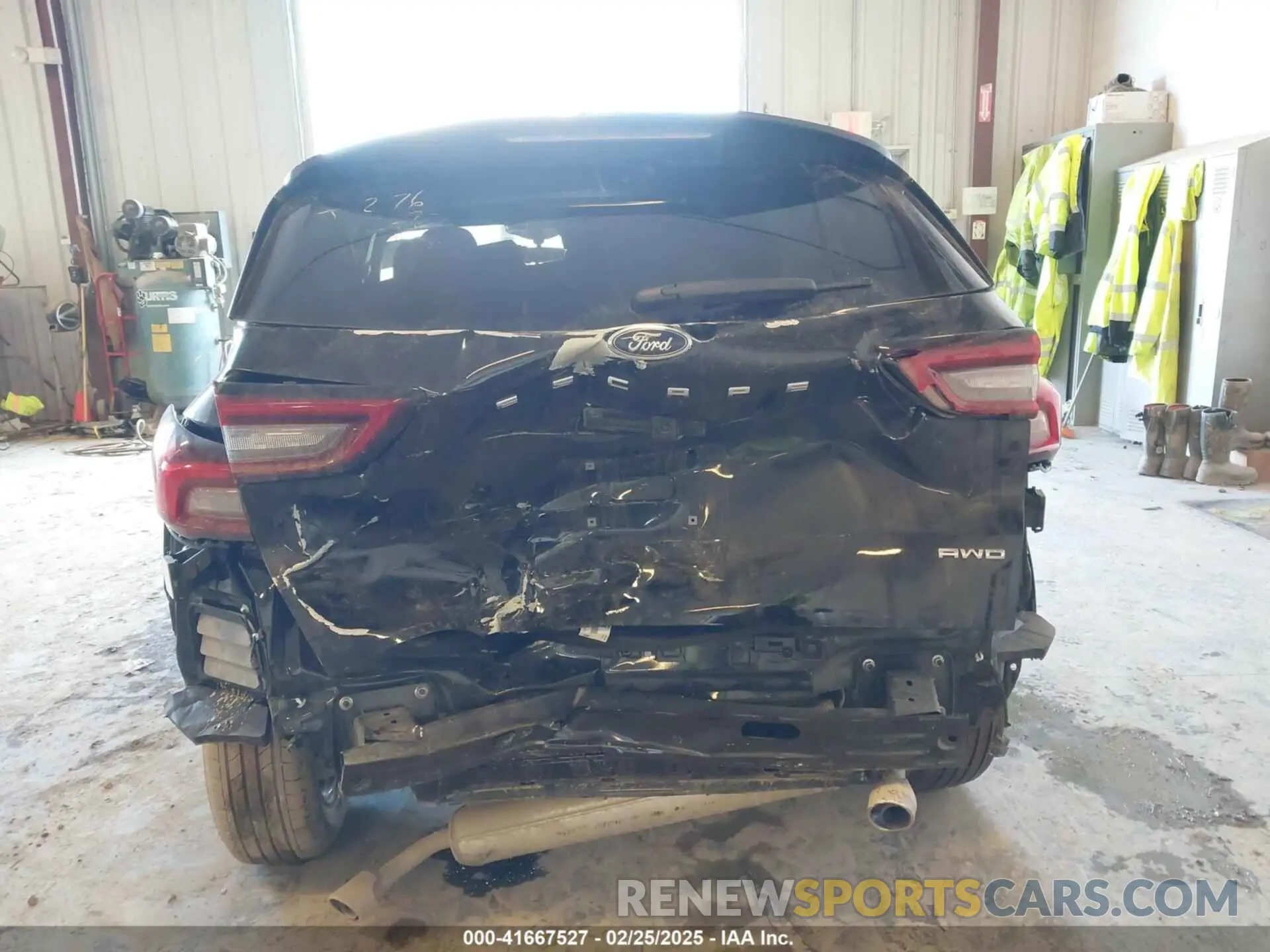 6 Photograph of a damaged car 1FMCU9MNXRUB60884 FORD ESCAPE 2024