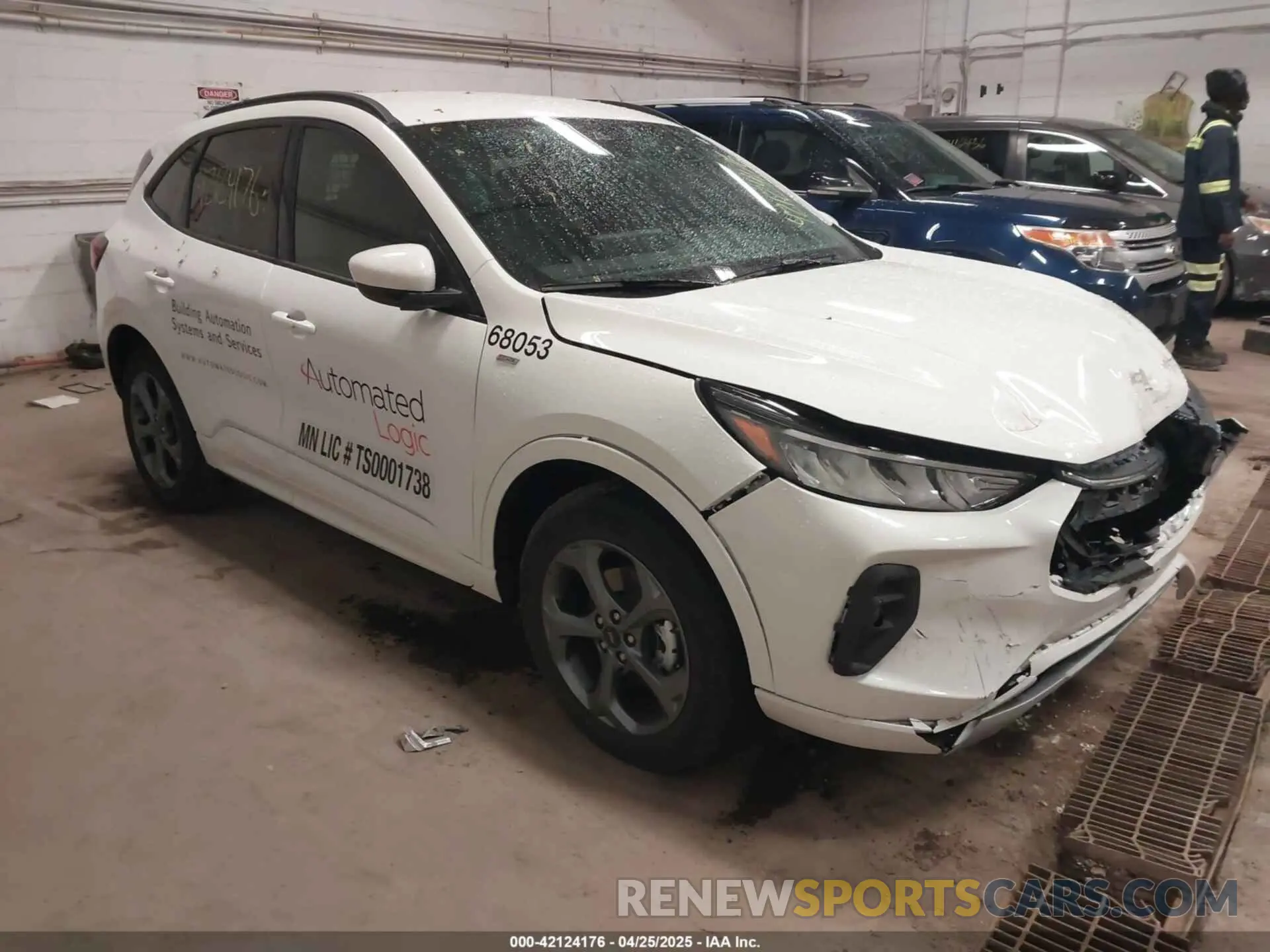 1 Photograph of a damaged car 1FMCU9NZ7RUA94716 FORD ESCAPE 2024