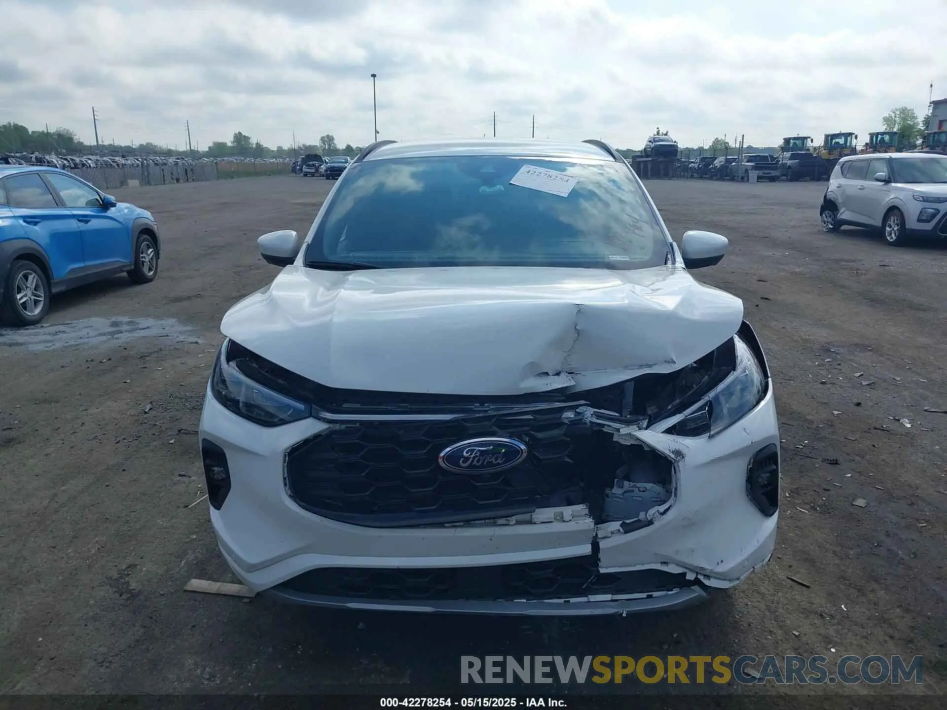 11 Photograph of a damaged car 1FMCU9PZ8RUA07743 FORD ESCAPE 2024