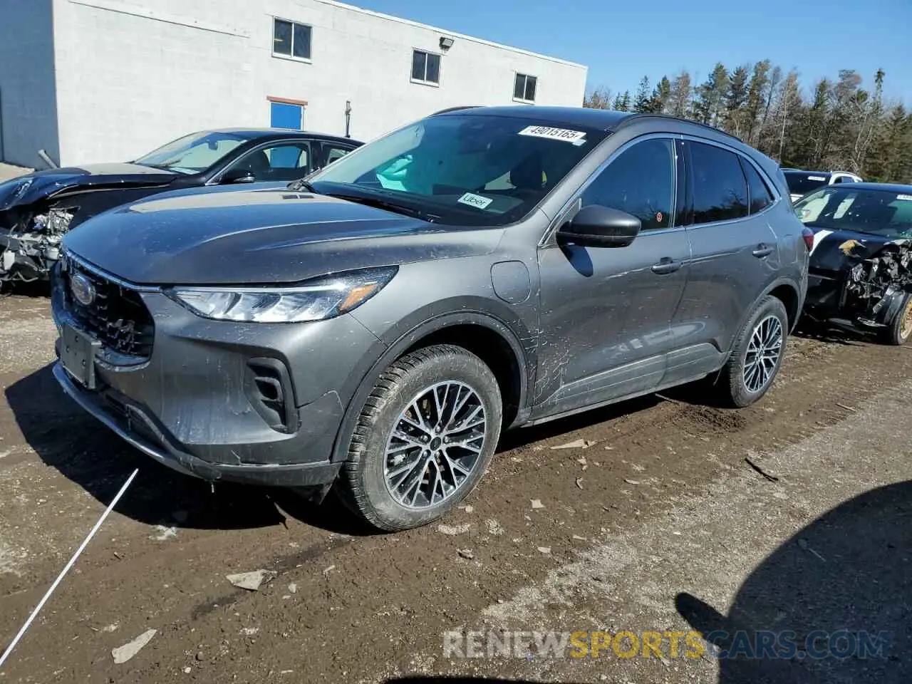 1 Photograph of a damaged car 1FMCU0E12SUA38906 FORD ESCAPE 2025