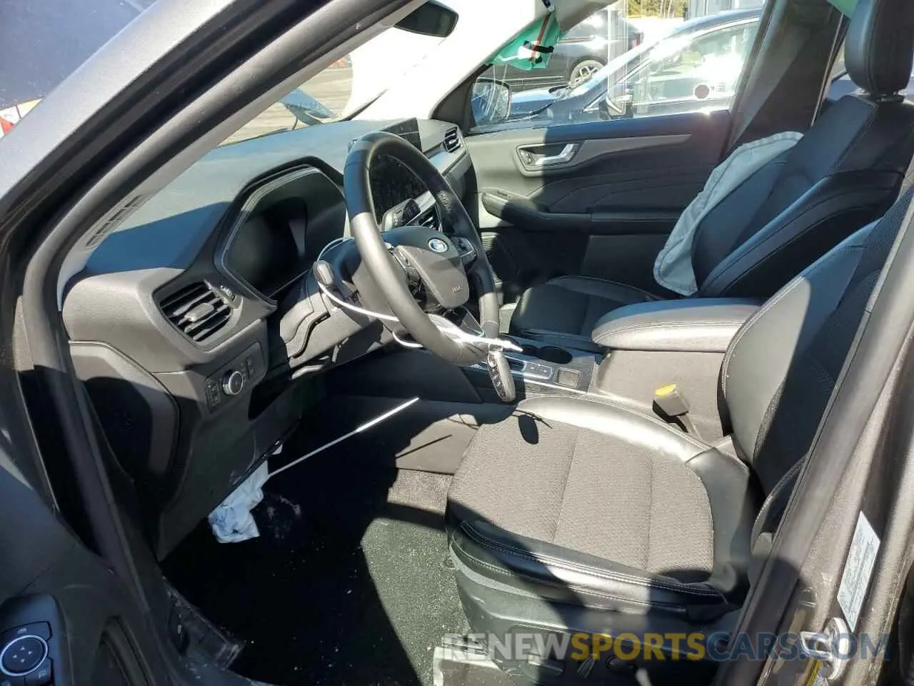 7 Photograph of a damaged car 1FMCU0E12SUA38906 FORD ESCAPE 2025