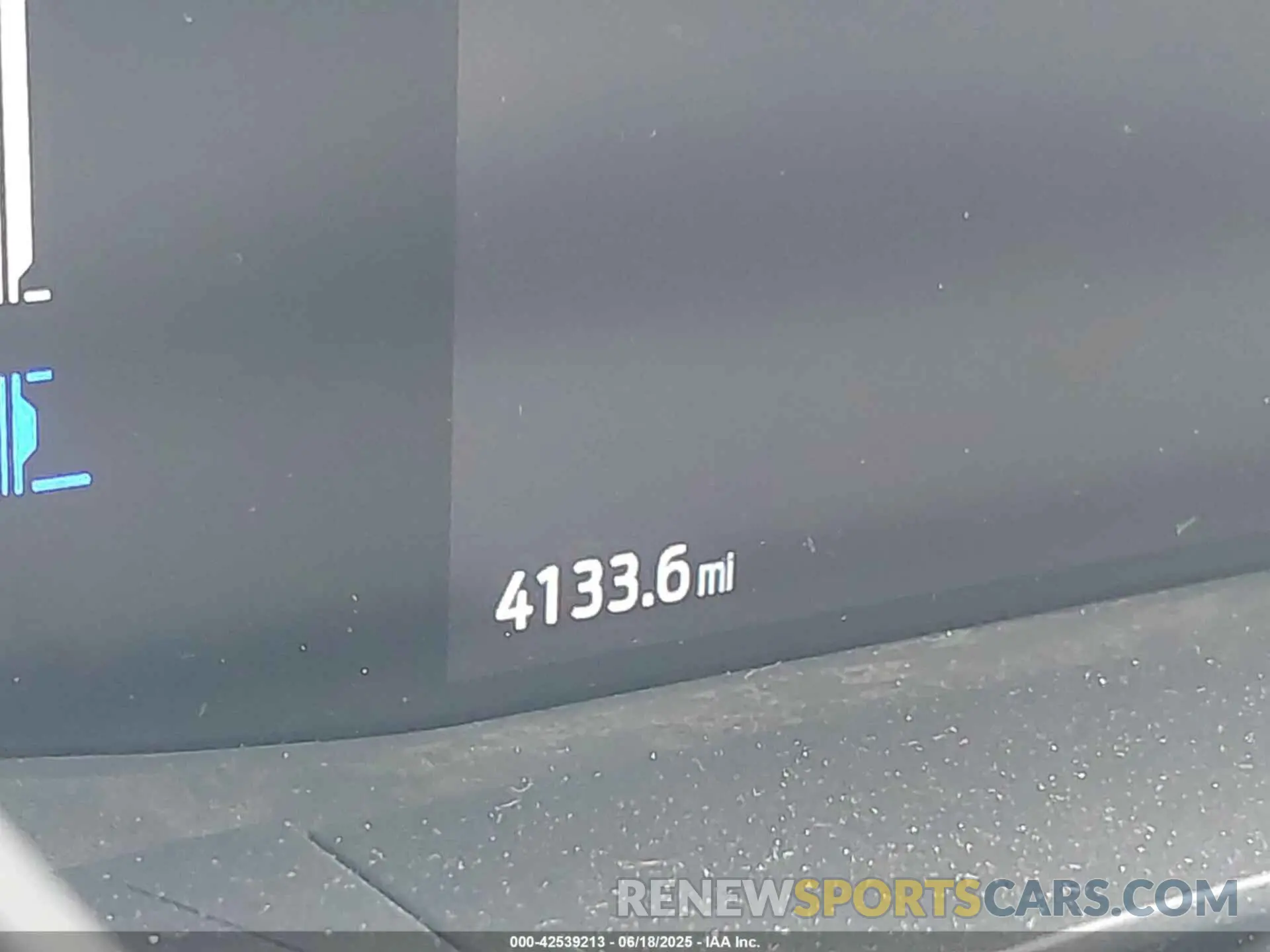 15 Photograph of a damaged car 1FMCU0E18SUA92419 FORD ESCAPE 2025