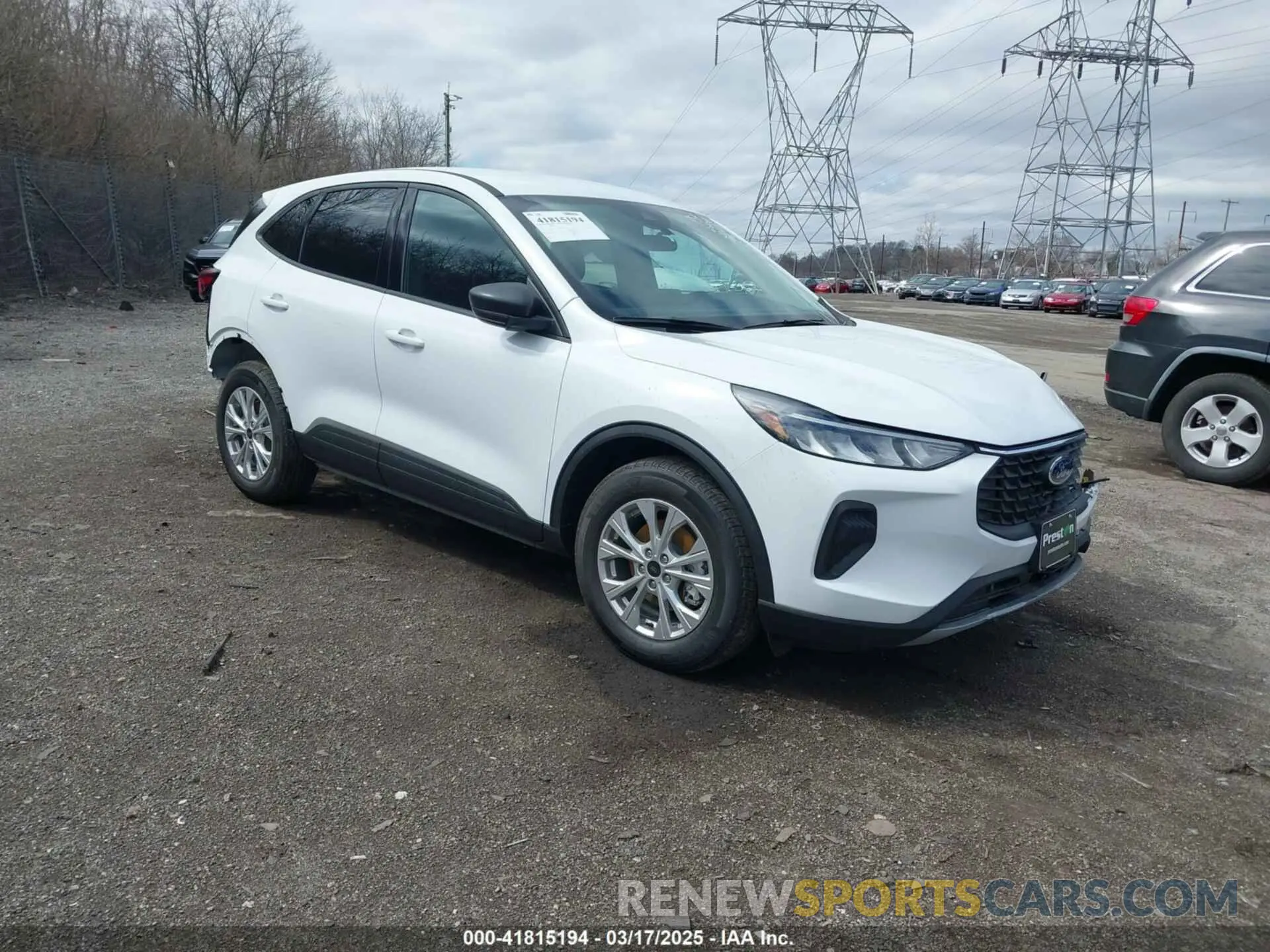 1 Photograph of a damaged car 1FMCU0GN0SUA19156 FORD ESCAPE 2025