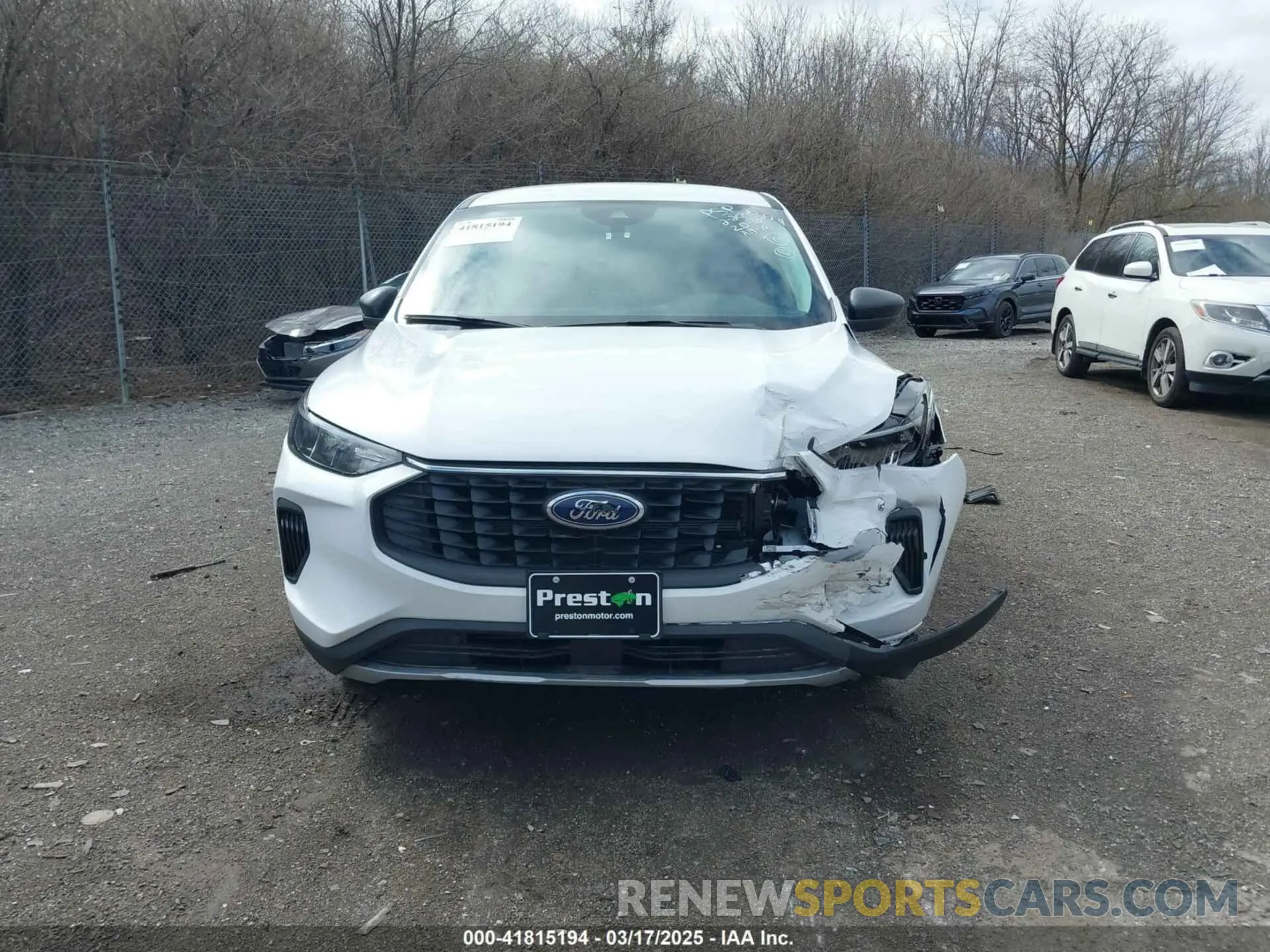 13 Photograph of a damaged car 1FMCU0GN0SUA19156 FORD ESCAPE 2025