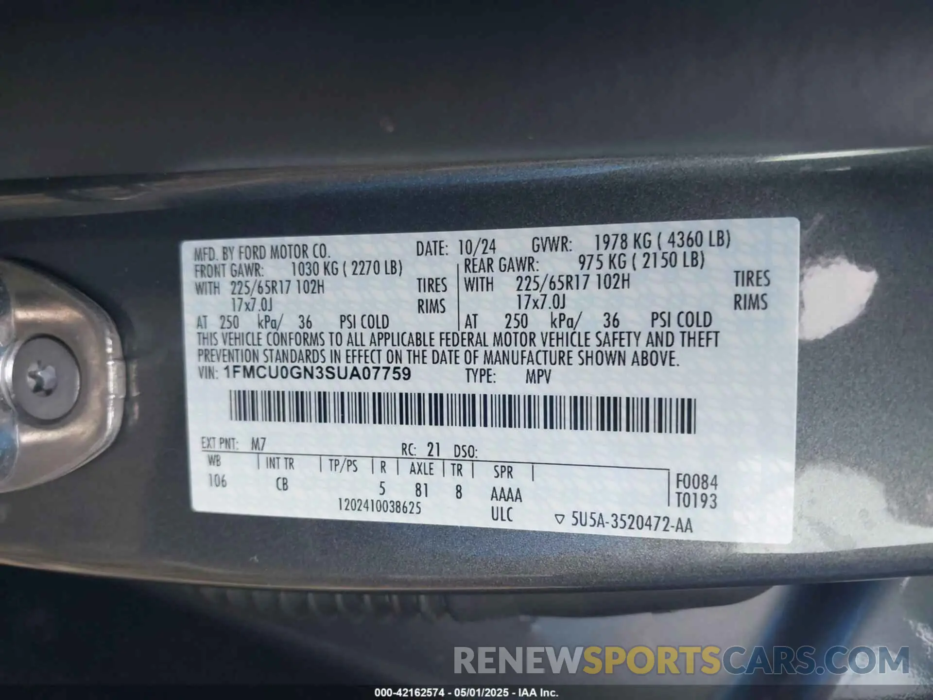 9 Photograph of a damaged car 1FMCU0GN3SUA07759 FORD ESCAPE 2025