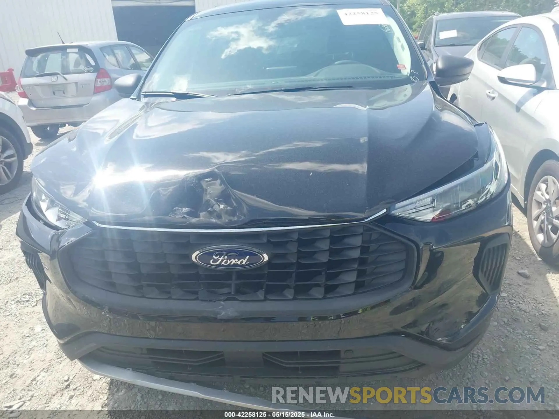 12 Photograph of a damaged car 1FMCU0GN5SUA63430 FORD ESCAPE 2025