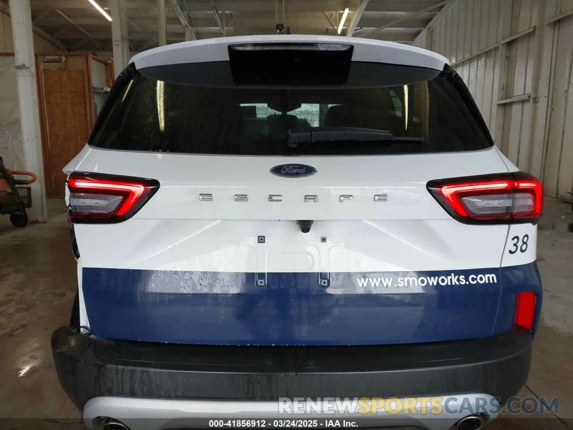 16 Photograph of a damaged car 1FMCU0GN7SUA01558 FORD ESCAPE 2025