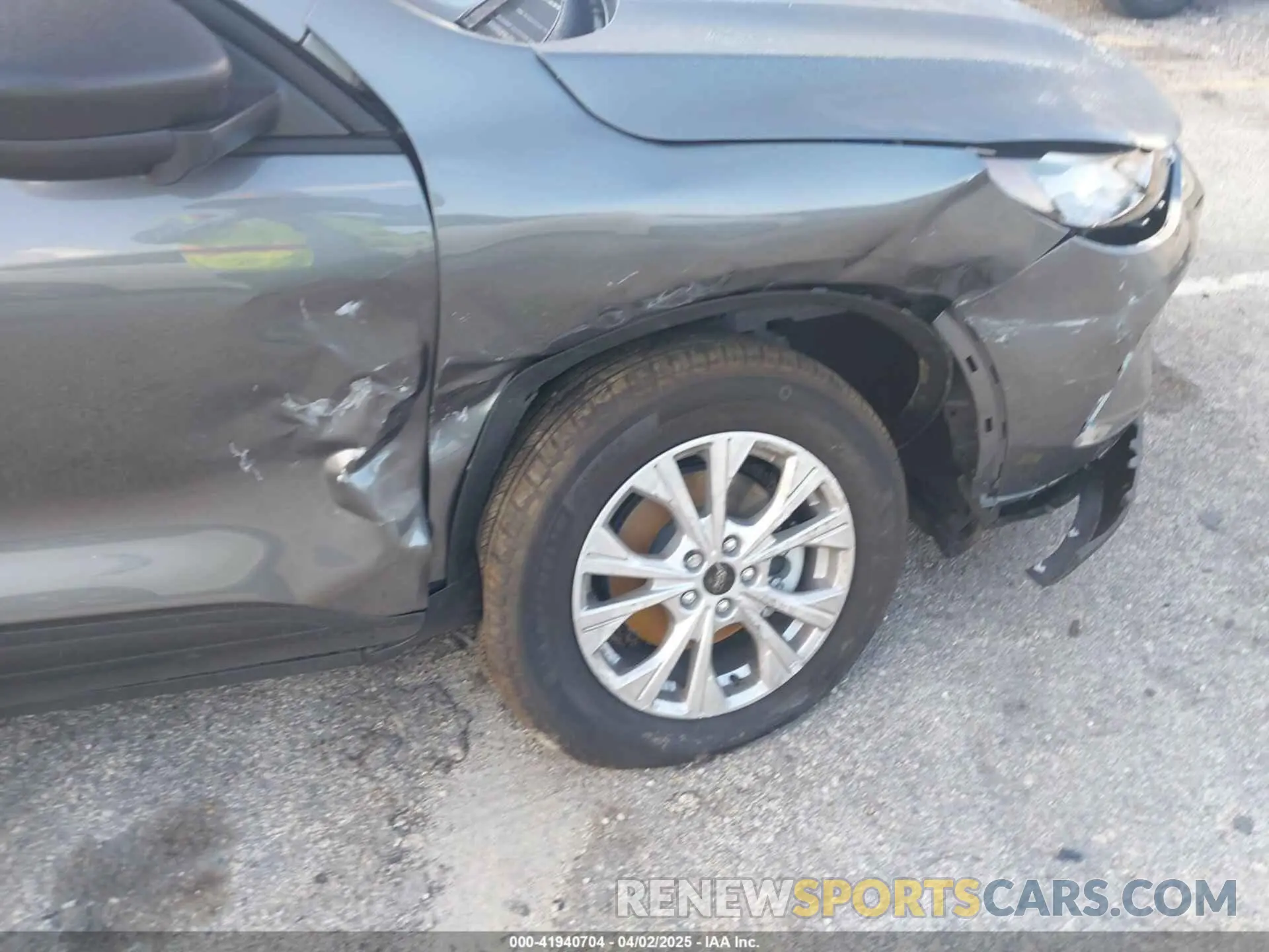 6 Photograph of a damaged car 1FMCU0GN8SUA16537 FORD ESCAPE 2025