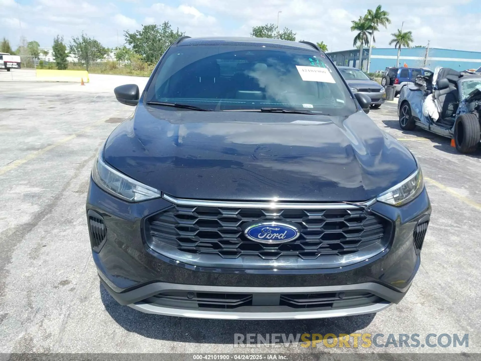 6 Photograph of a damaged car 1FMCU0MN1SUA09756 FORD ESCAPE 2025