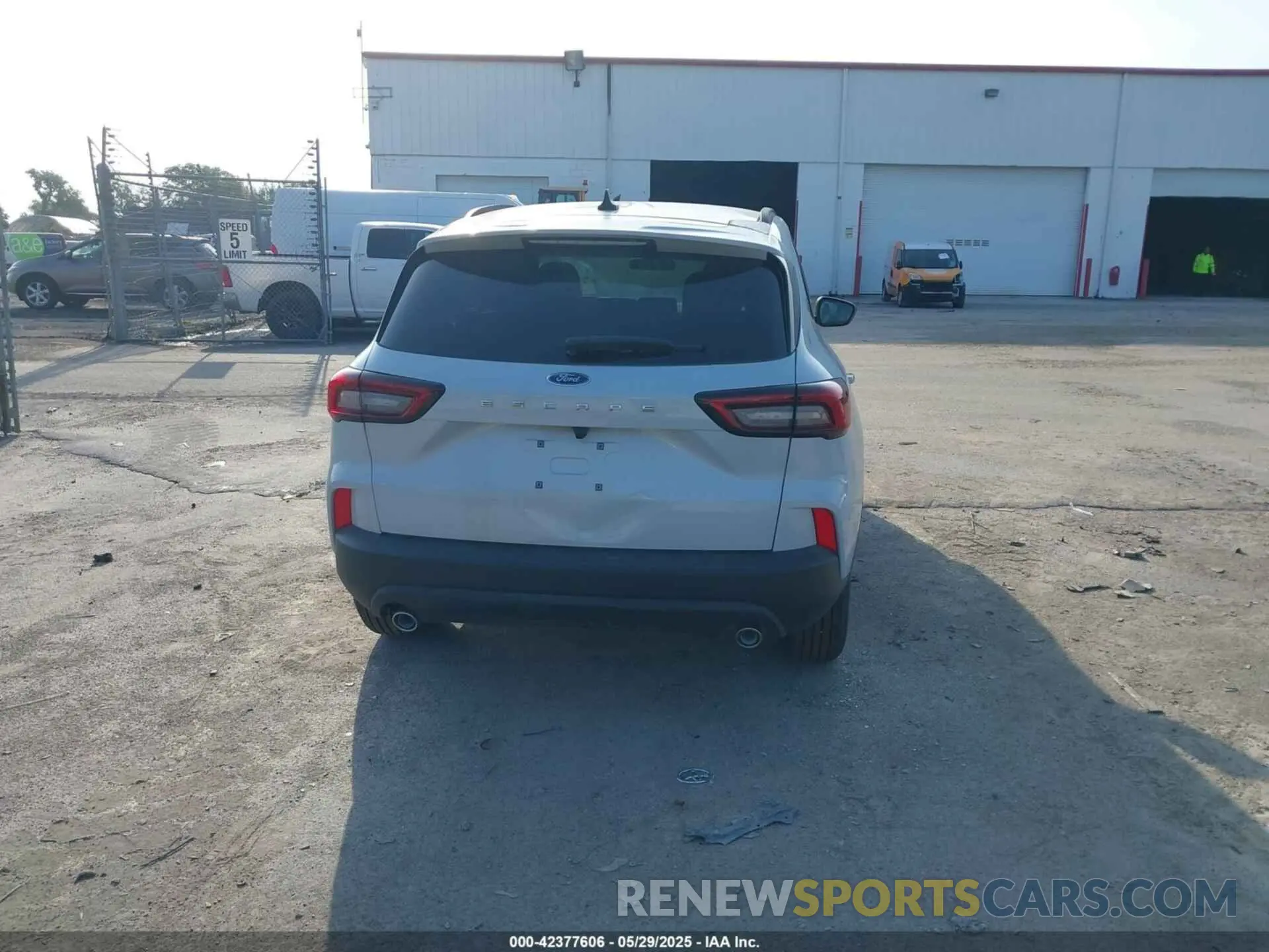 16 Photograph of a damaged car 1FMCU0MN1SUA57032 FORD ESCAPE 2025