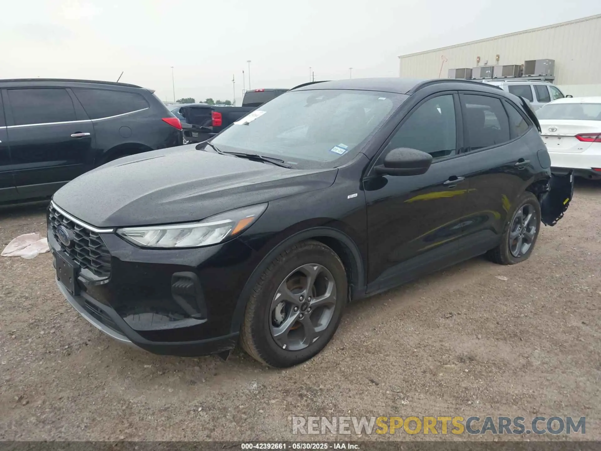 2 Photograph of a damaged car 1FMCU0MN2SUA09328 FORD ESCAPE 2025