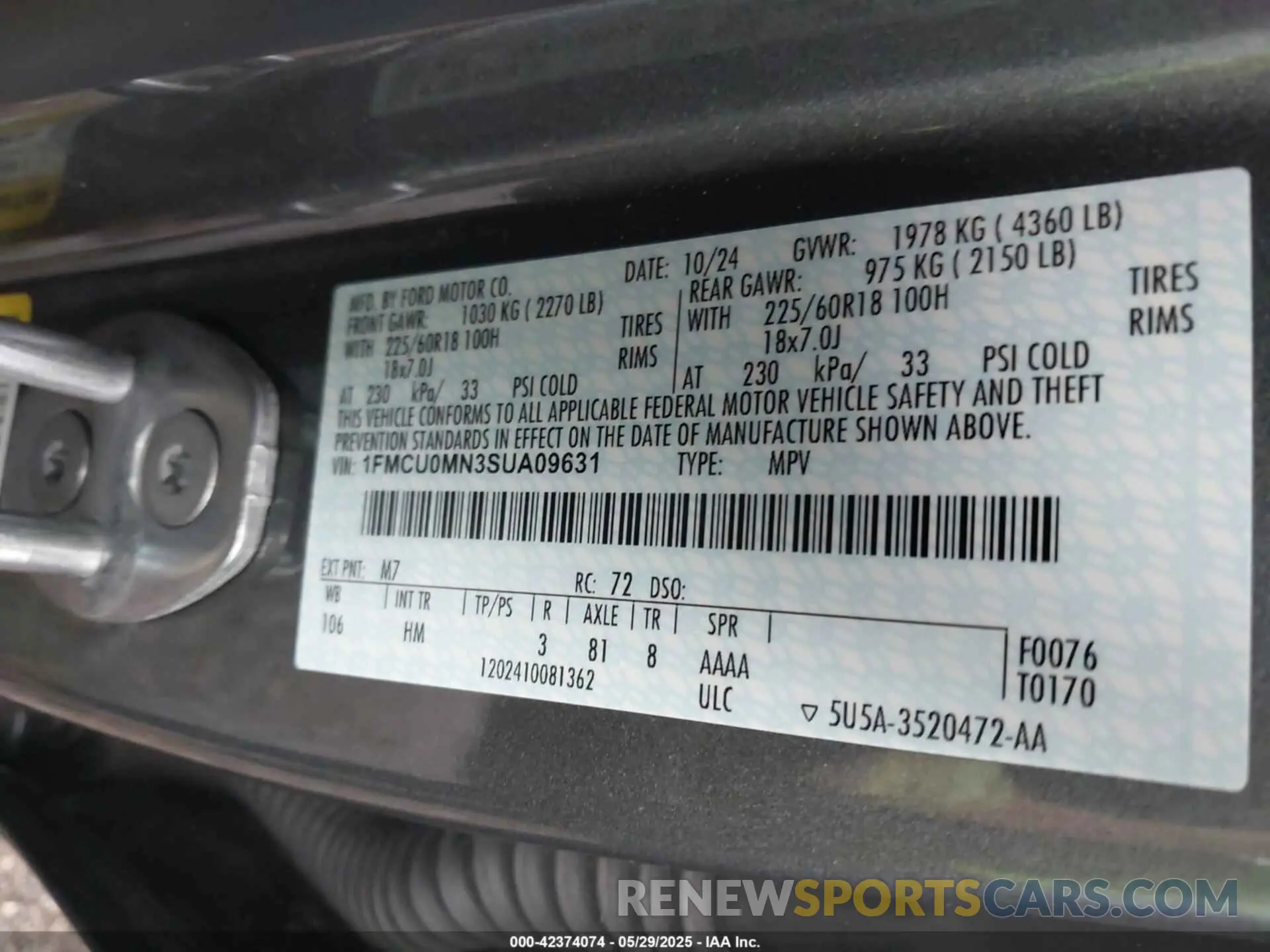 9 Photograph of a damaged car 1FMCU0MN3SUA09631 FORD ESCAPE 2025